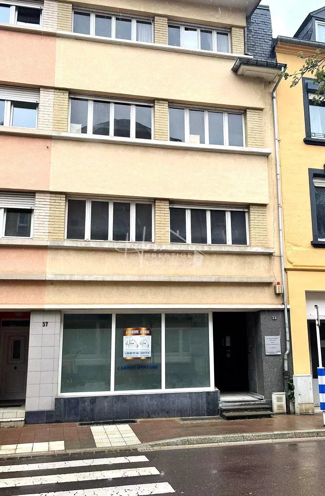 LOCAL COMMERCIAL ET MAISON D'HABITATION