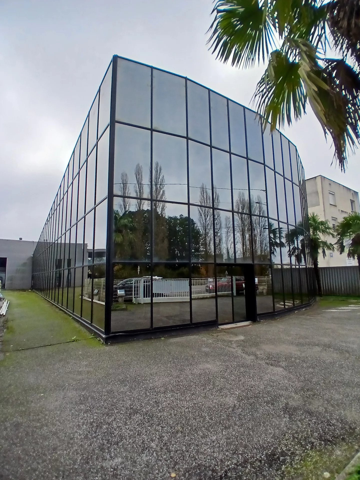 Immeuble commercial de 640m²