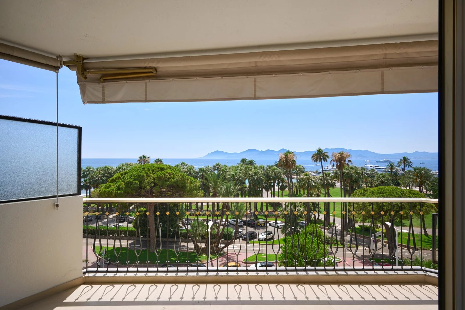 Image of Apartment - 2 Bedrooms - 1 Bathrooms for Sale in Alpes-Maritimes-Cannes-France, Image 1