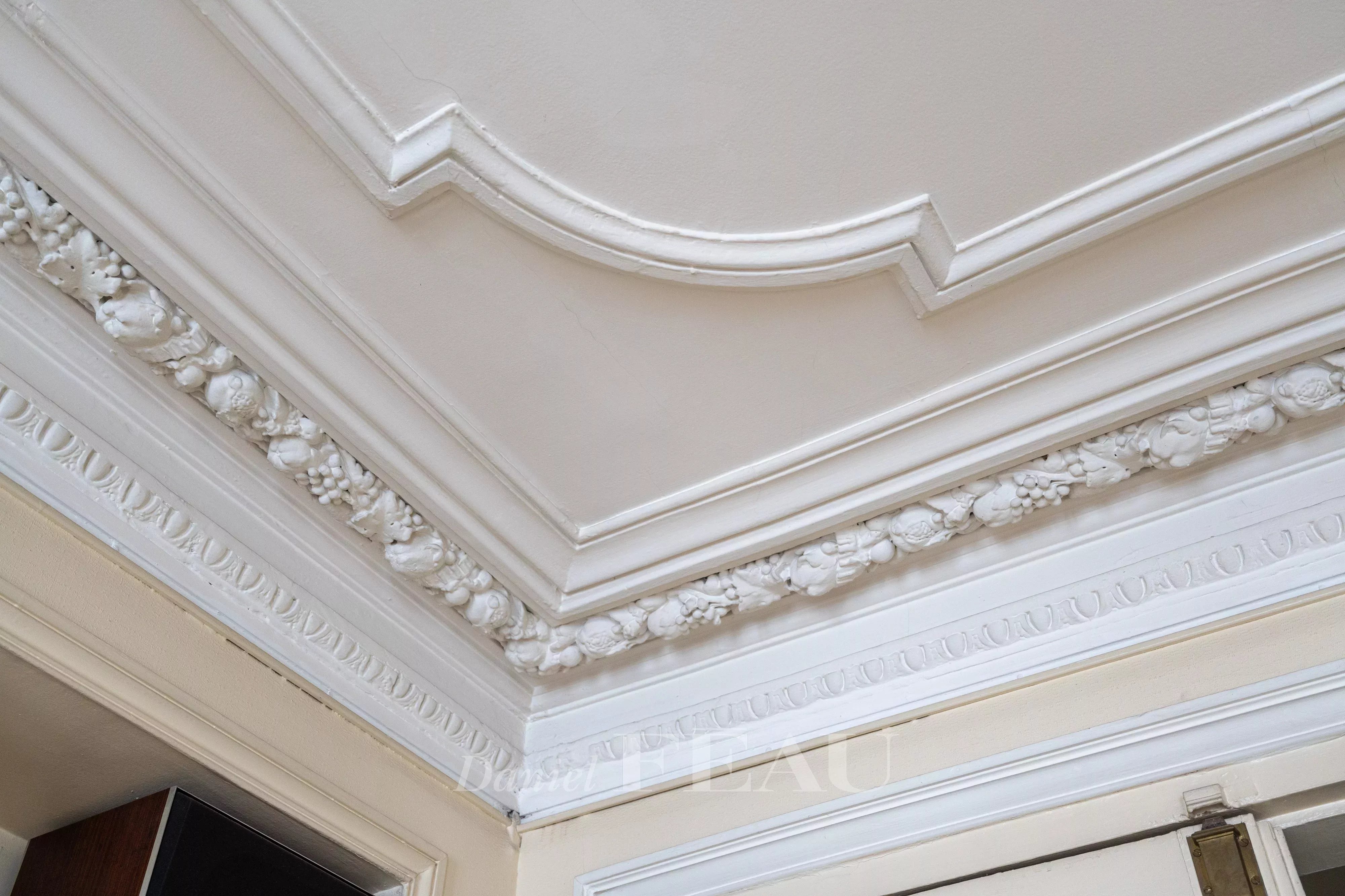 FEAU-FINAL Feau-Saint-Germain-54 rue Bonaparte