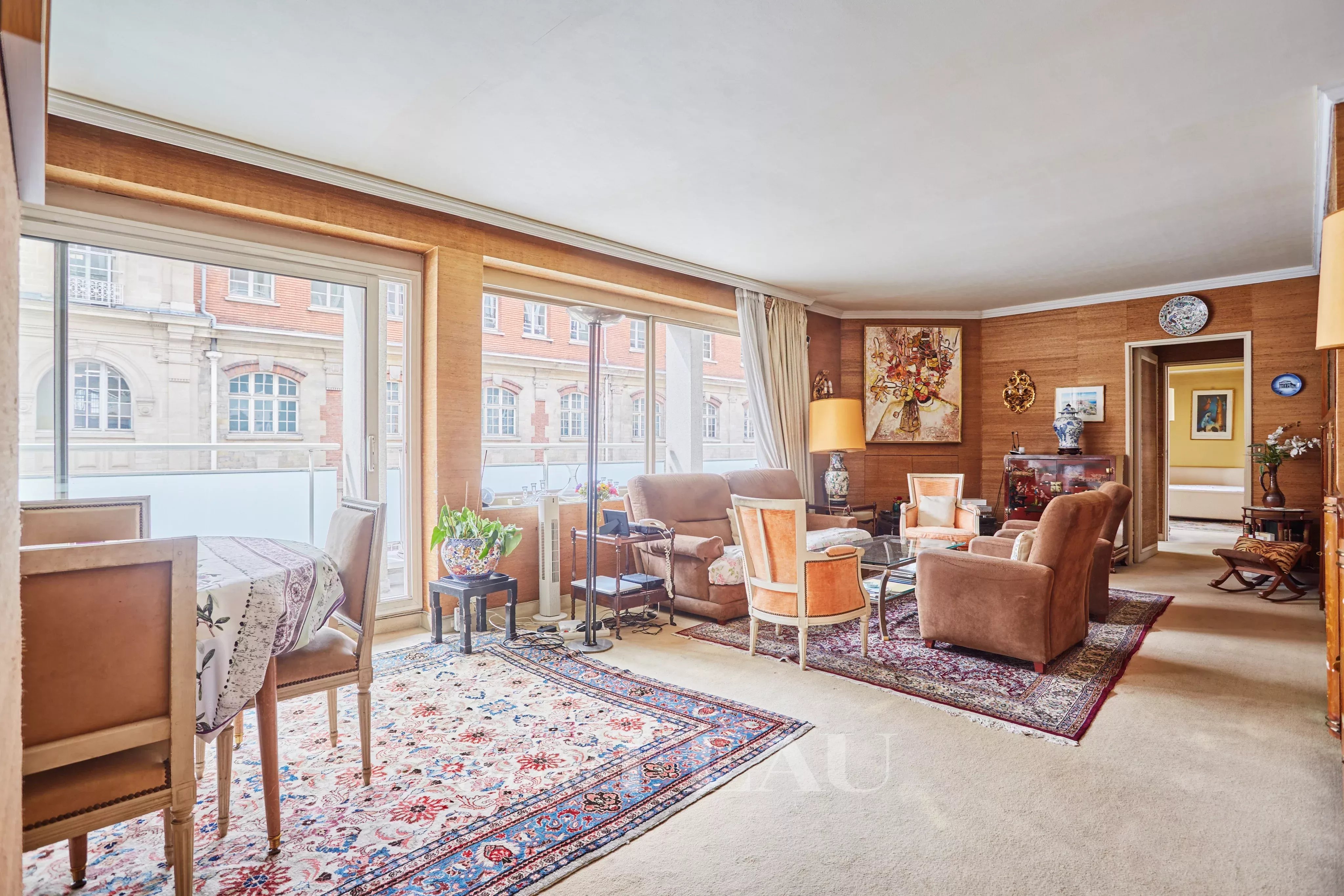 Sale Apartment Paris 7th