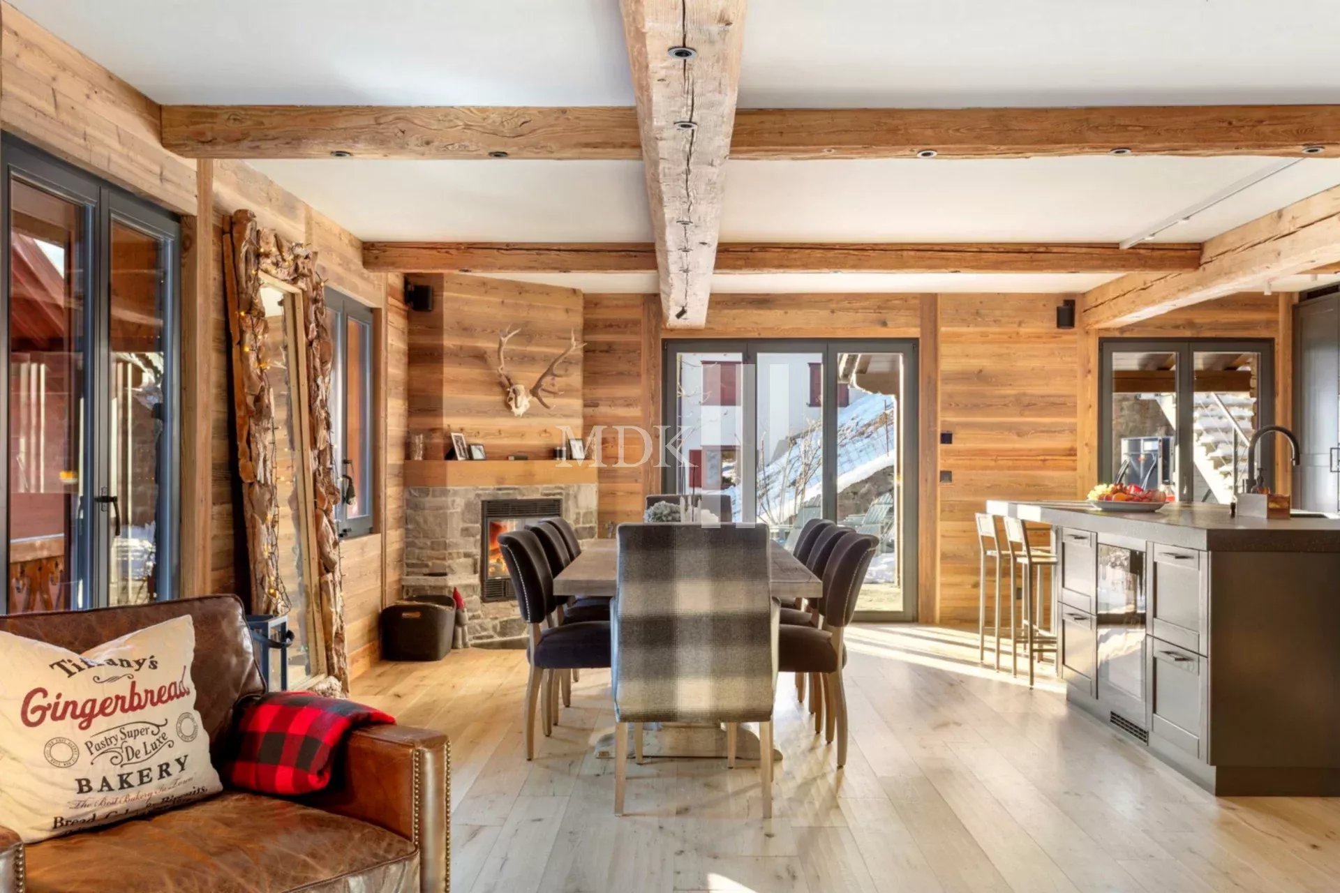 Wunderschönes Chalet geschickt renoviert in 2020 zum Verkauf in Champéry