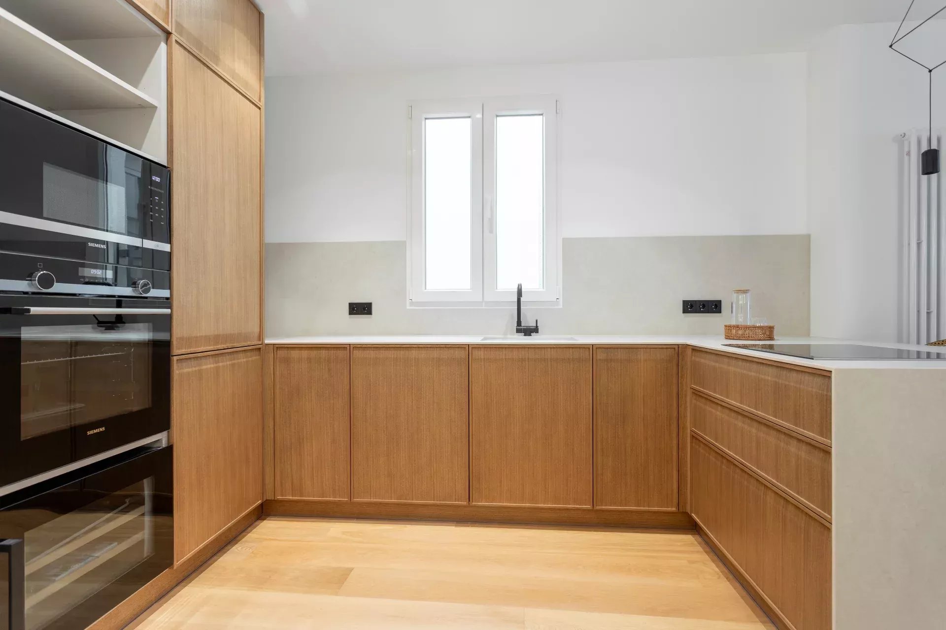 Brand new refurbished flat for sale in Chamberí - picture 17