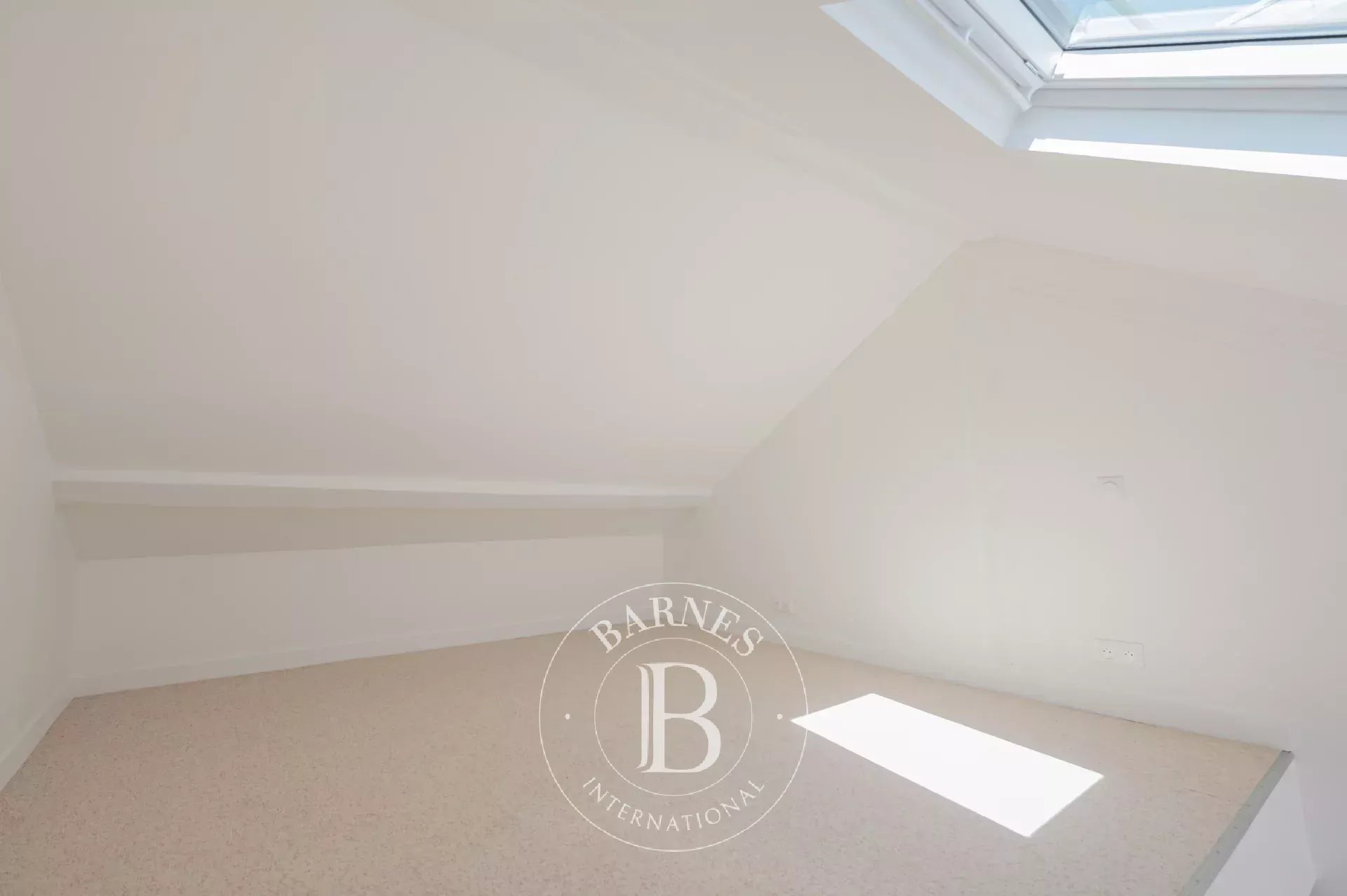 Daire Paris 9ème - picture 5