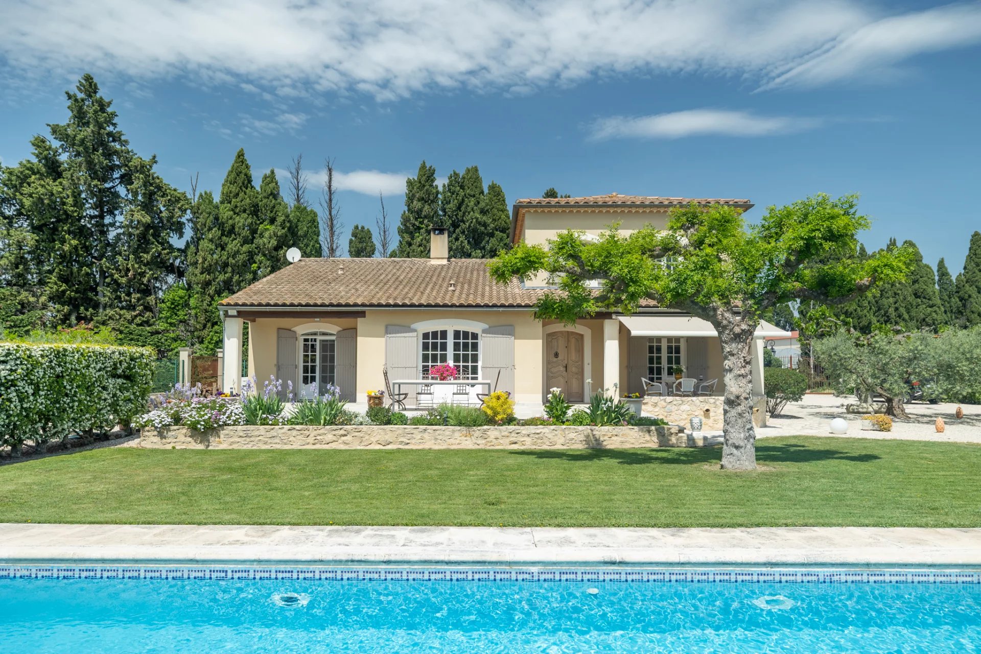 Maison Provencale proche Saint-Remy-de-Provence