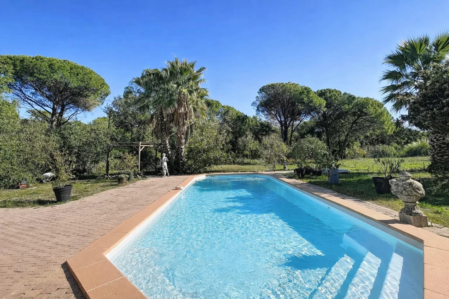 A vendre Maison individuelle avec grand terrain