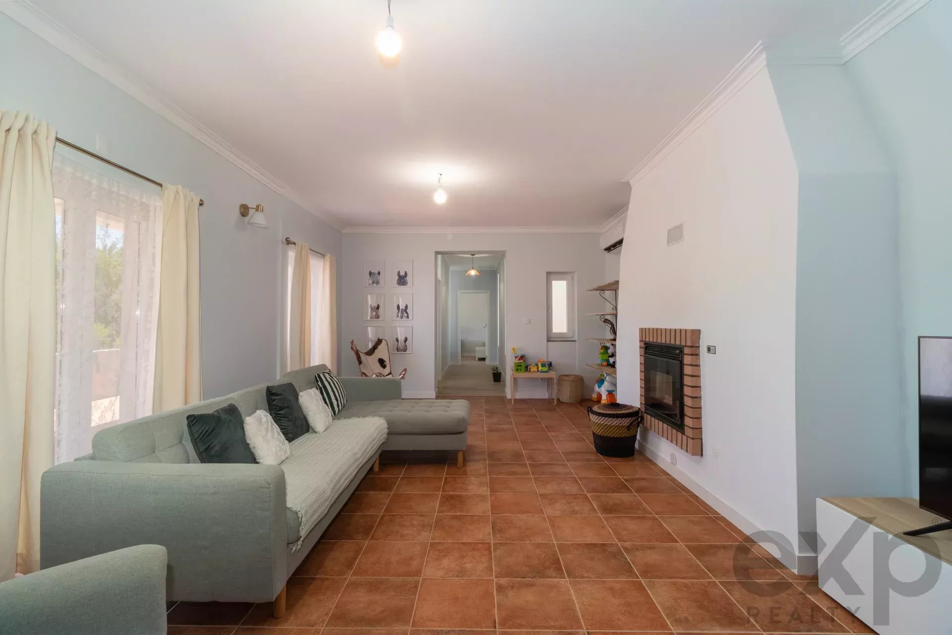 Luxury Equestrian Property + Guest House 85992157 image 57