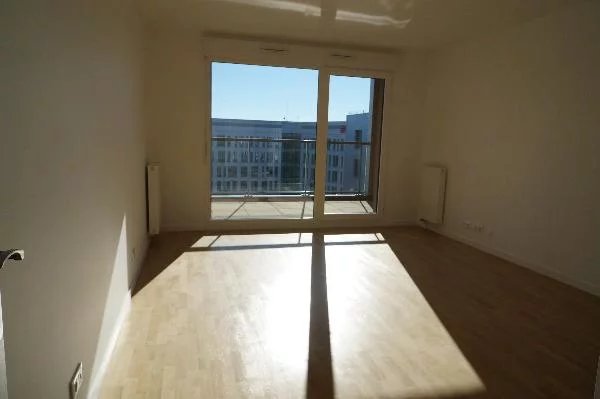 Studio de 30 m² avec Terrasse et Parking