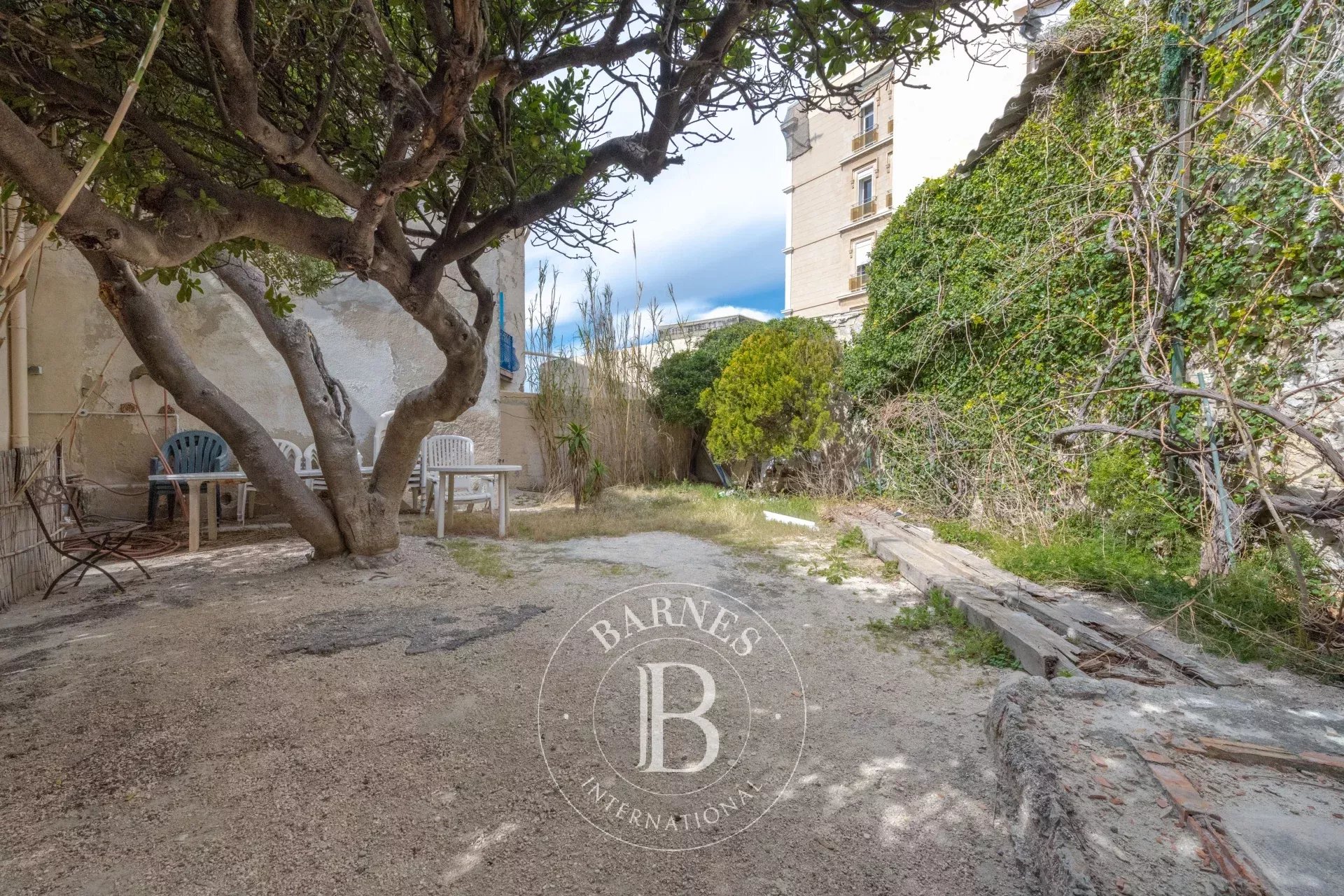 MARSEILLE -  13007 - VALLON DES AUFFES CORNICHE - MAISON - 293 M2 - VUE MER - JARDIN TERRASSES ET GARAGES - picture 11