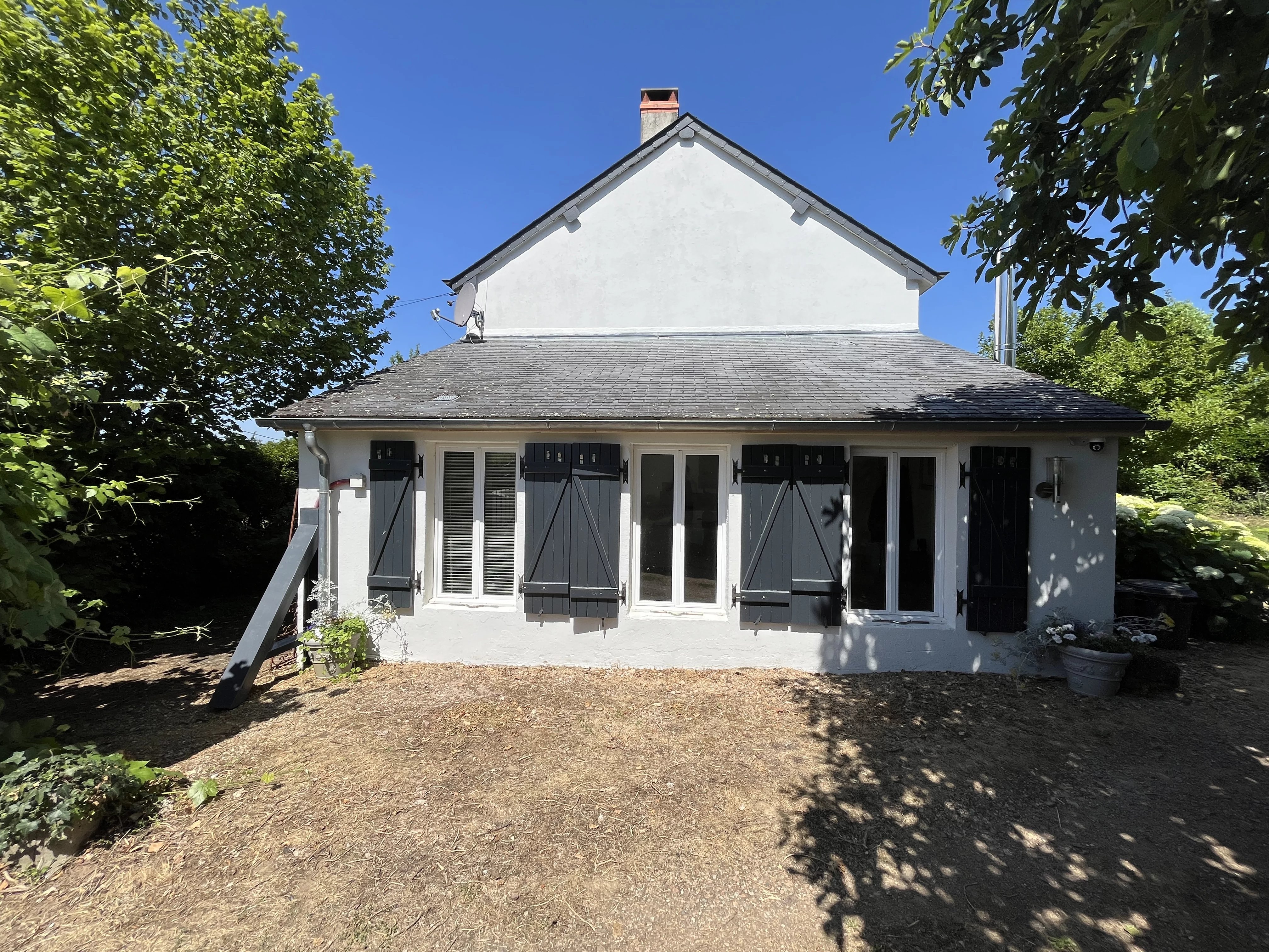 Ensemble immobilier avec gîte indépendant. piscine et vue dégagée – Morvan — photo 4