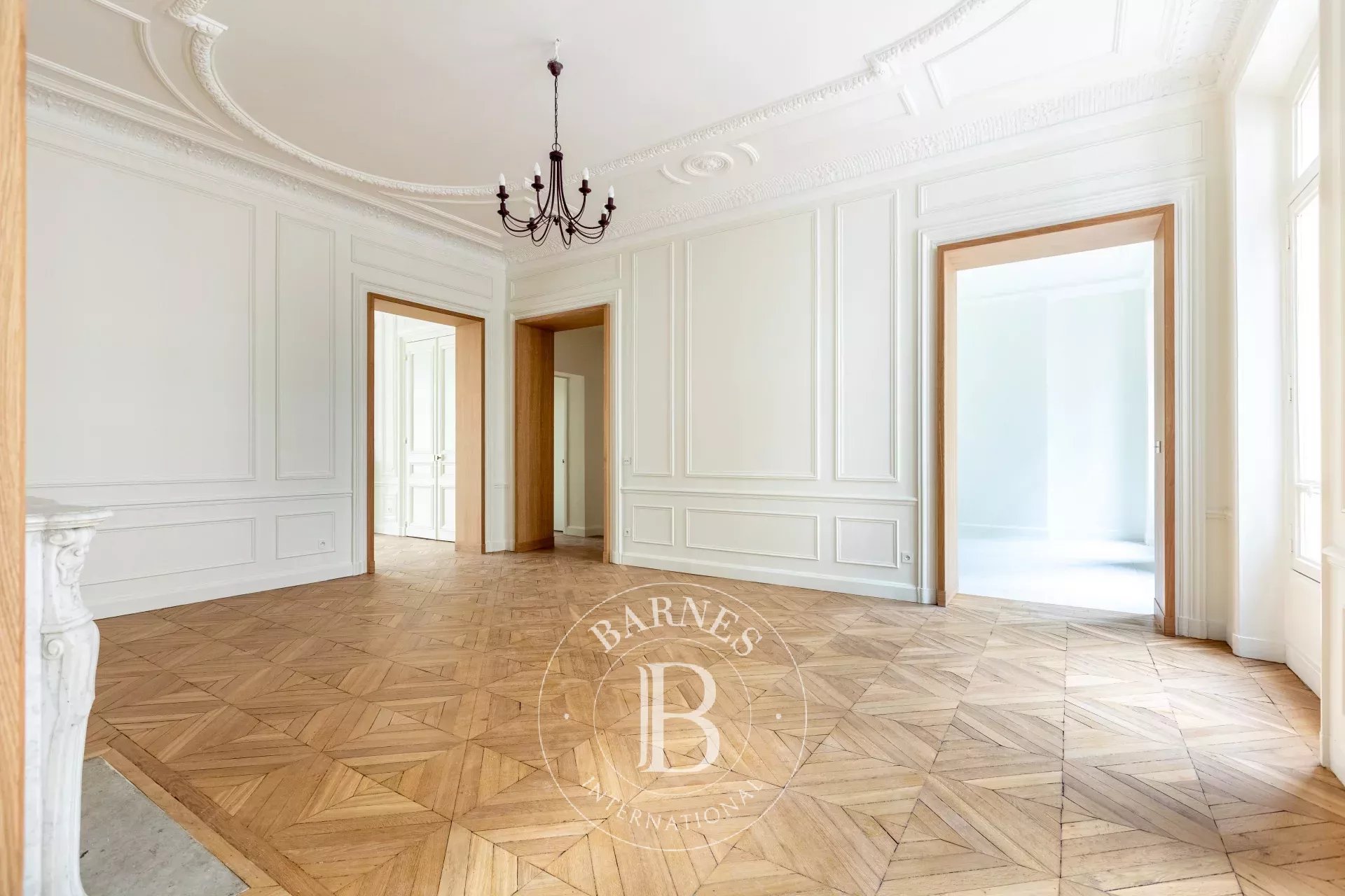 Paris  - Apartment 3 Bedrooms - picture 10