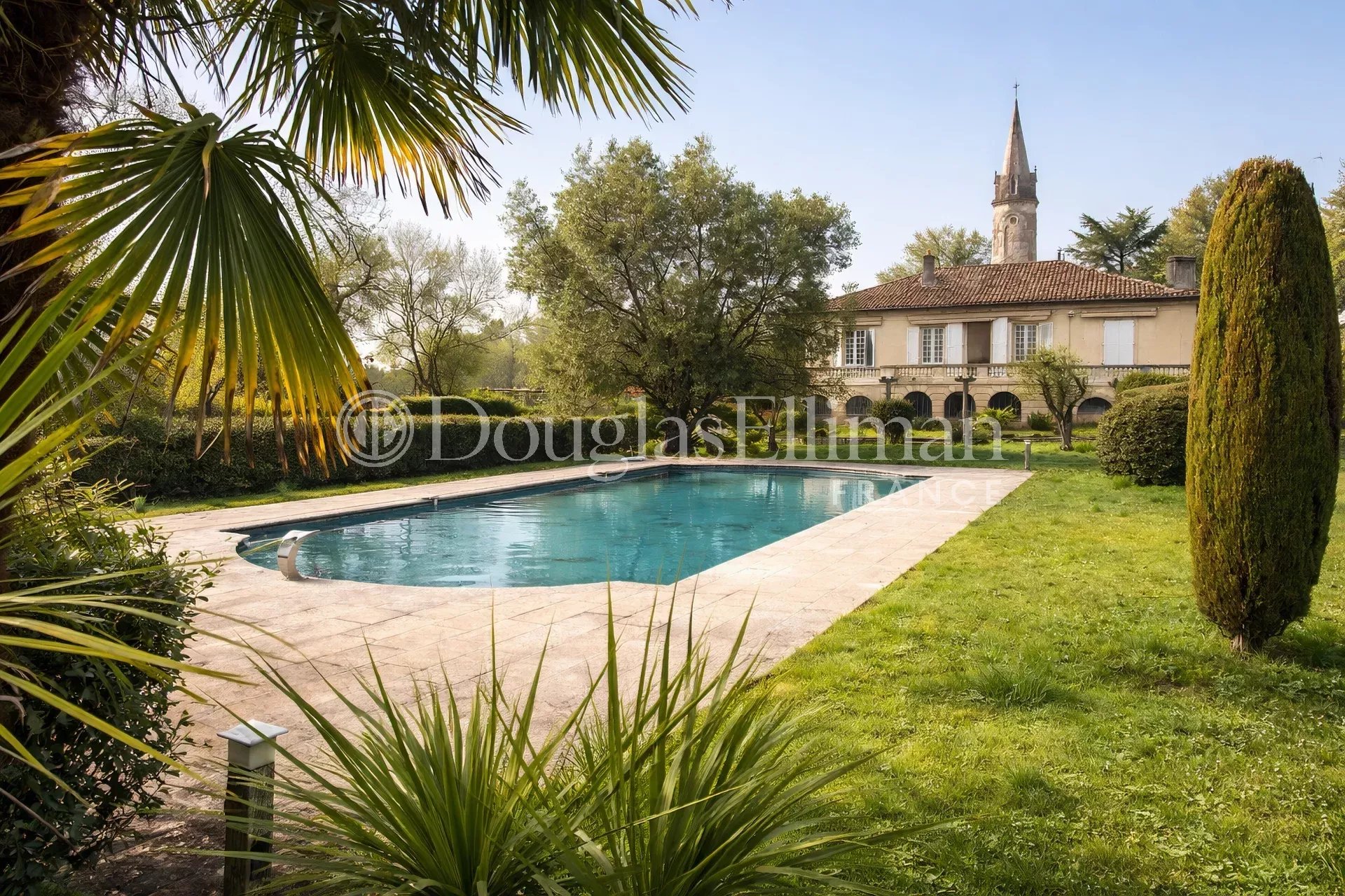 HAUTS DE CENON – LA CHARTREUSE ET SA PISCINE - Image nᵒ2