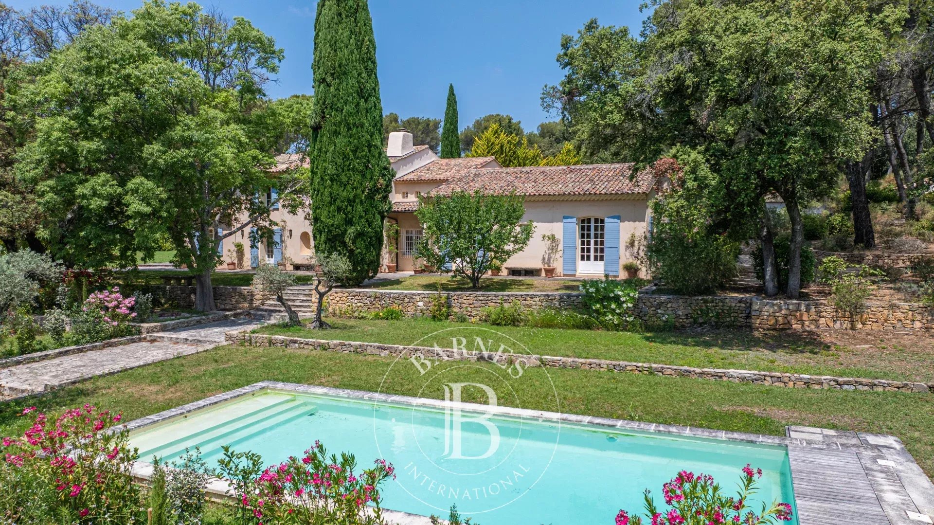 NEAR AIX‑EN‑PROVENCE – PRESTIGIOUS BASTIDE 306 sqm • 6 BEDROOMS • POOL • QUIET • EXTENSION