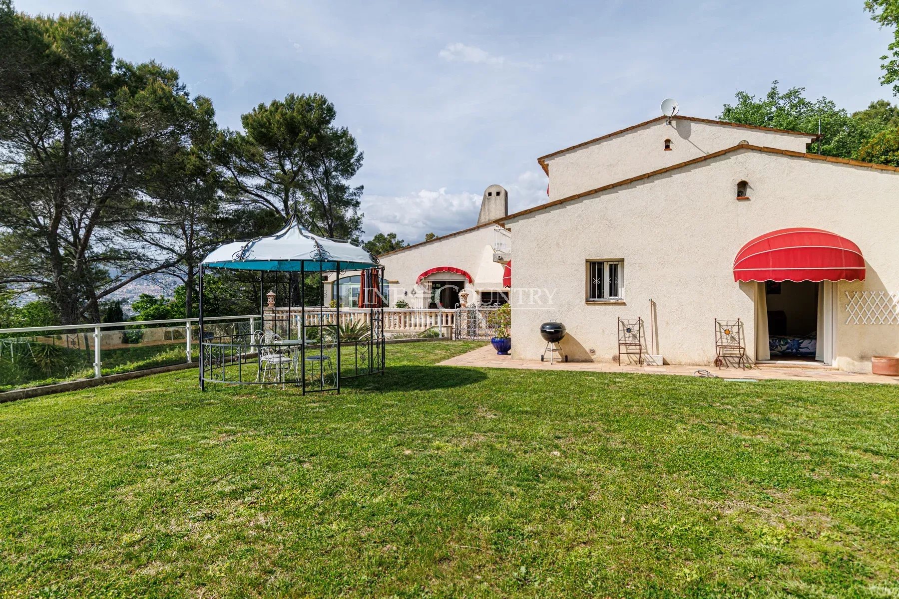 Photo of Sea View Villa - Castellaras Sector