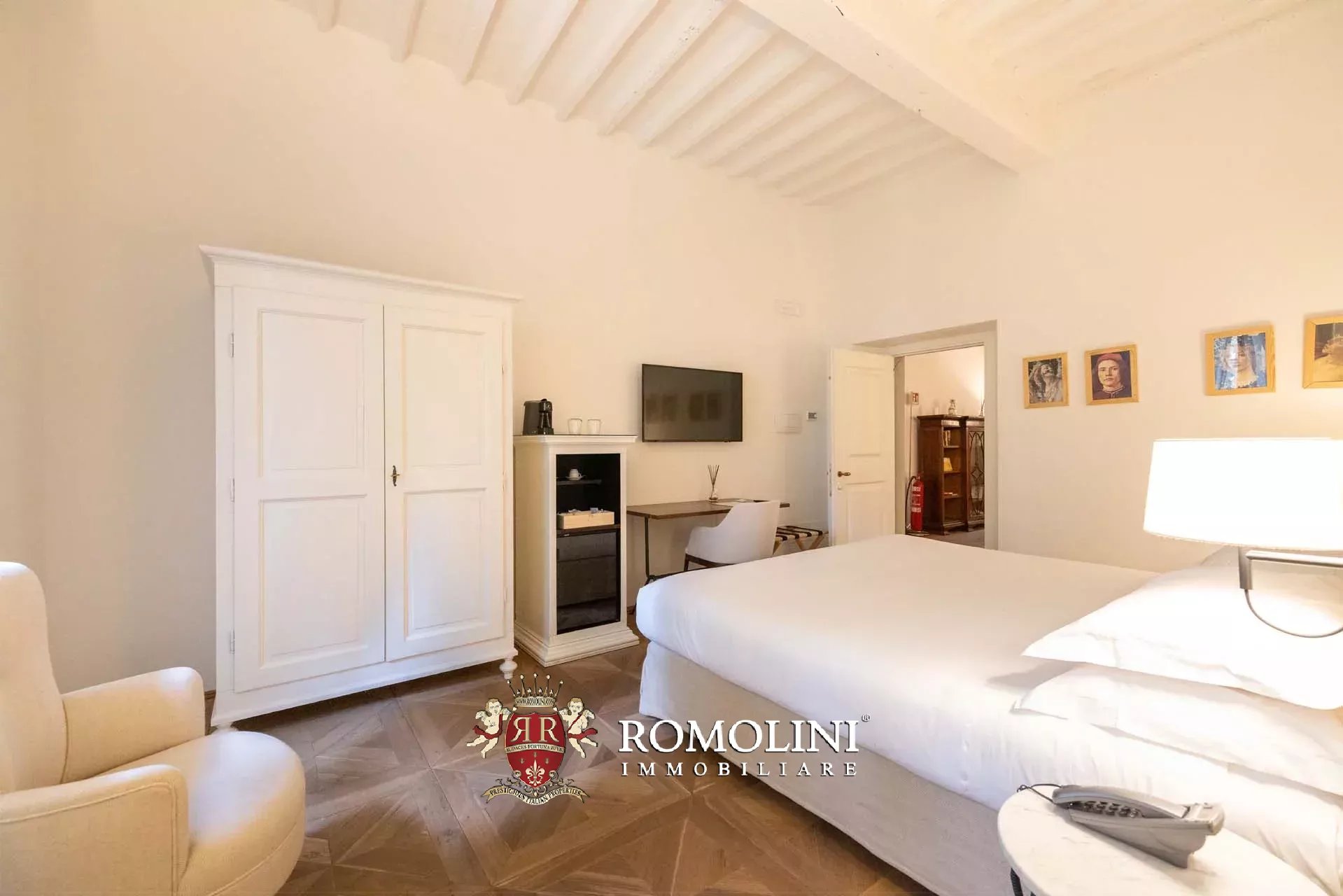 37 Bedroom Villa/Townhouse's Image 55