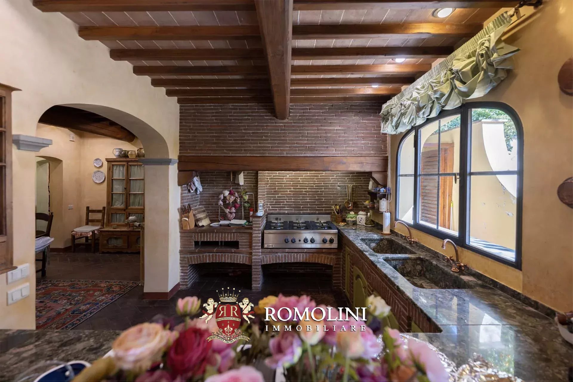 10 Bedroom Villa/Townhouse's Image 58