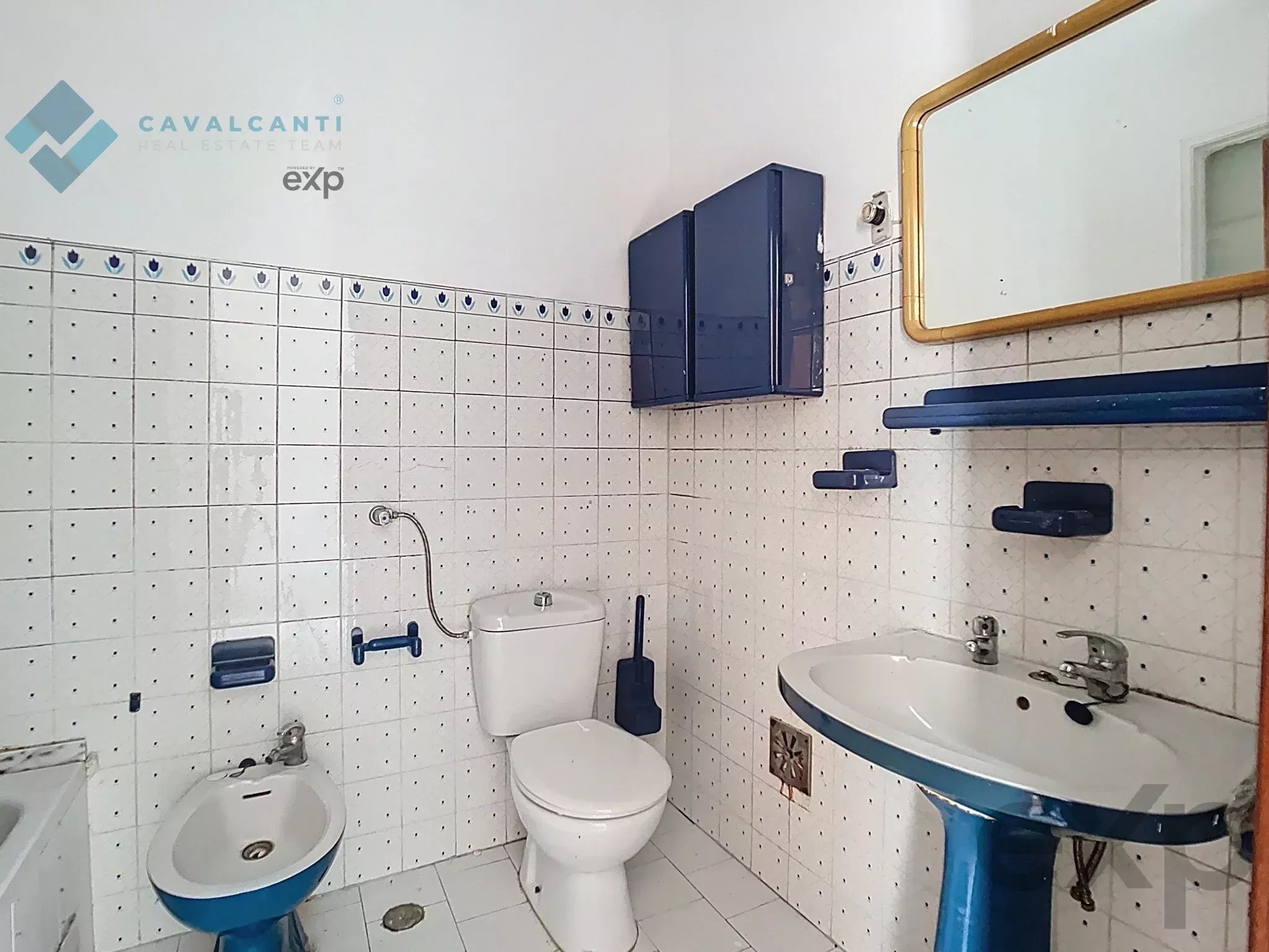 T3 for refurbishment in the heart of Carnaxide 86827812 image 28