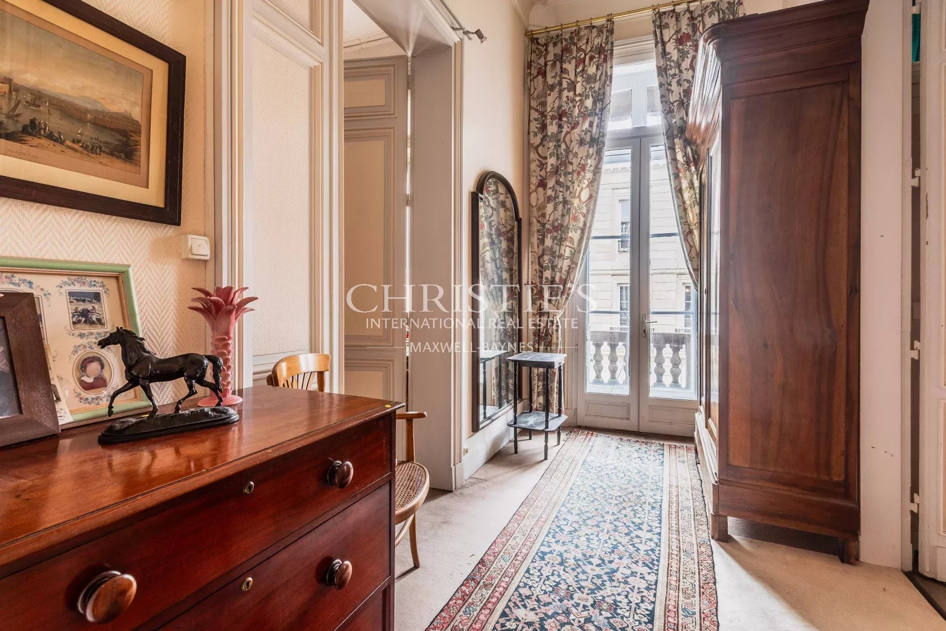 5 Bedroom Villa/Townhouse's Image 7