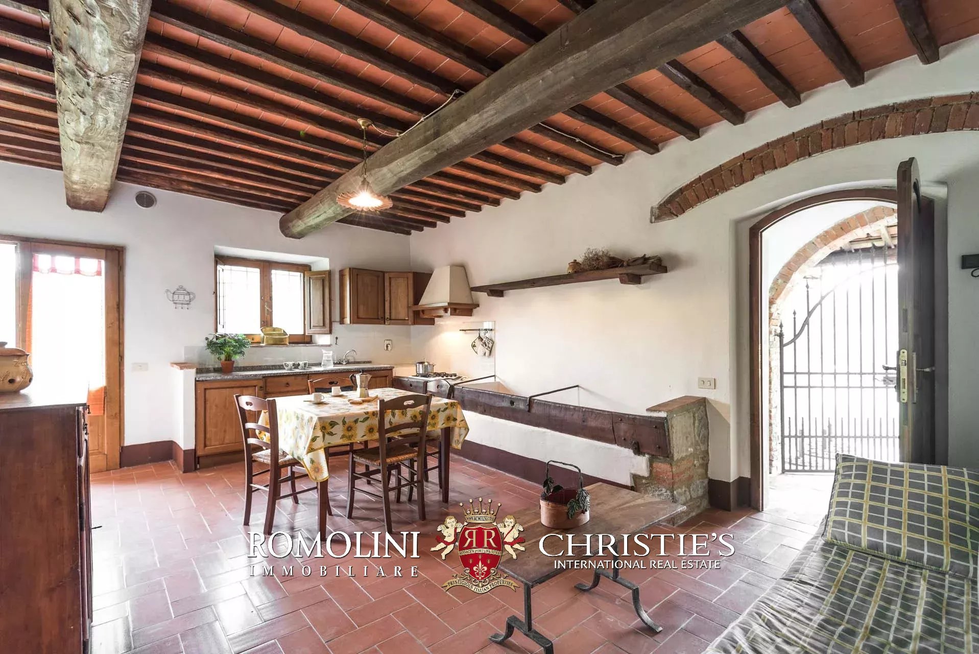 18 Bedroom Villa/Townhouse's Image 44
