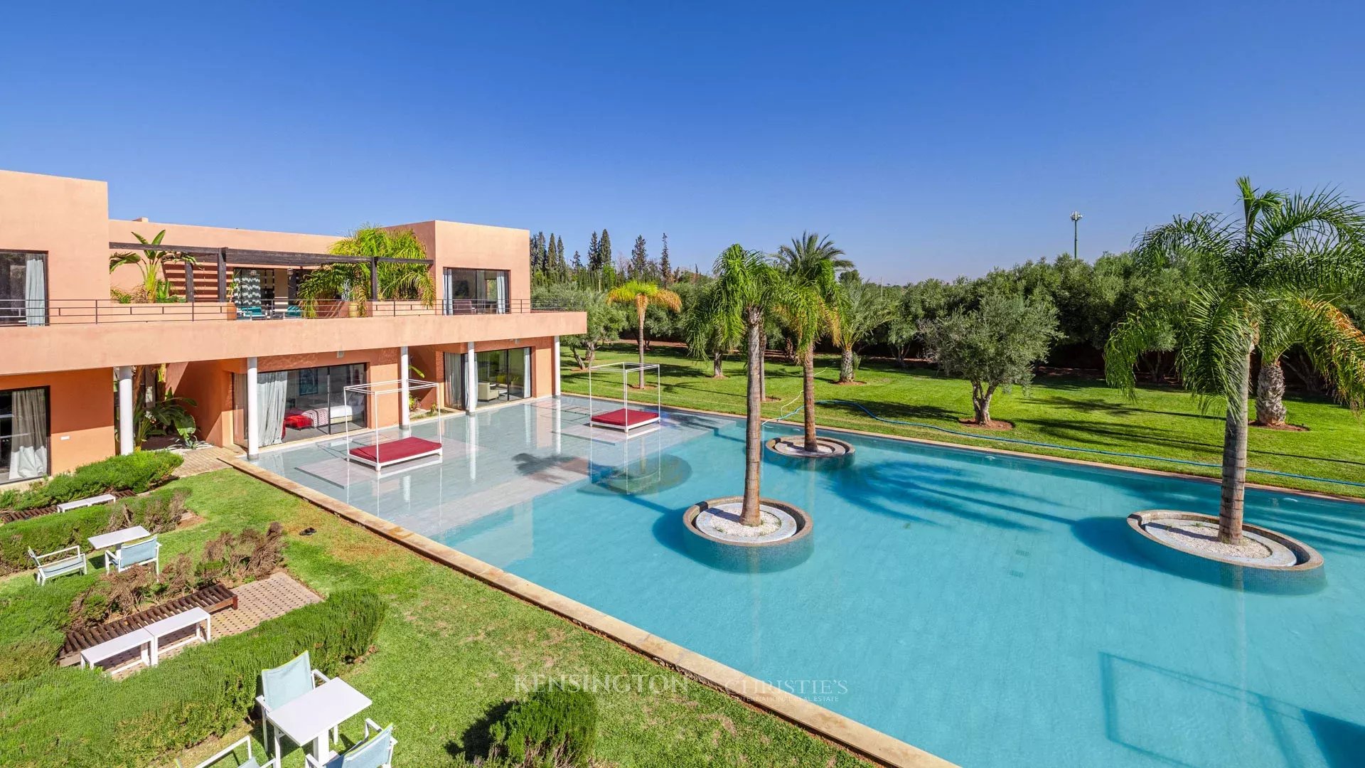 11 Bedroom Villa/Townhouse's Image 49