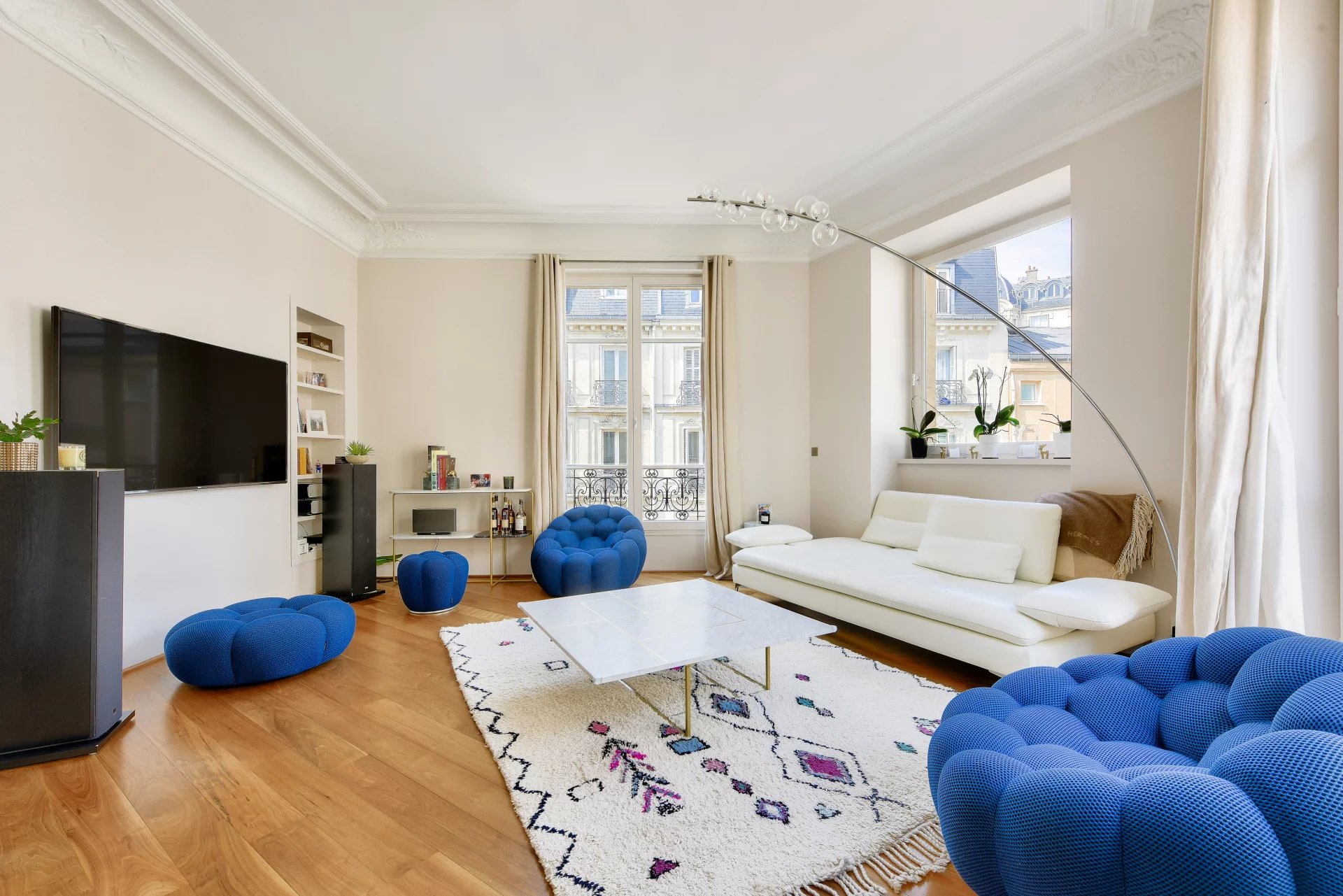 Sale Apartment Paris 16th