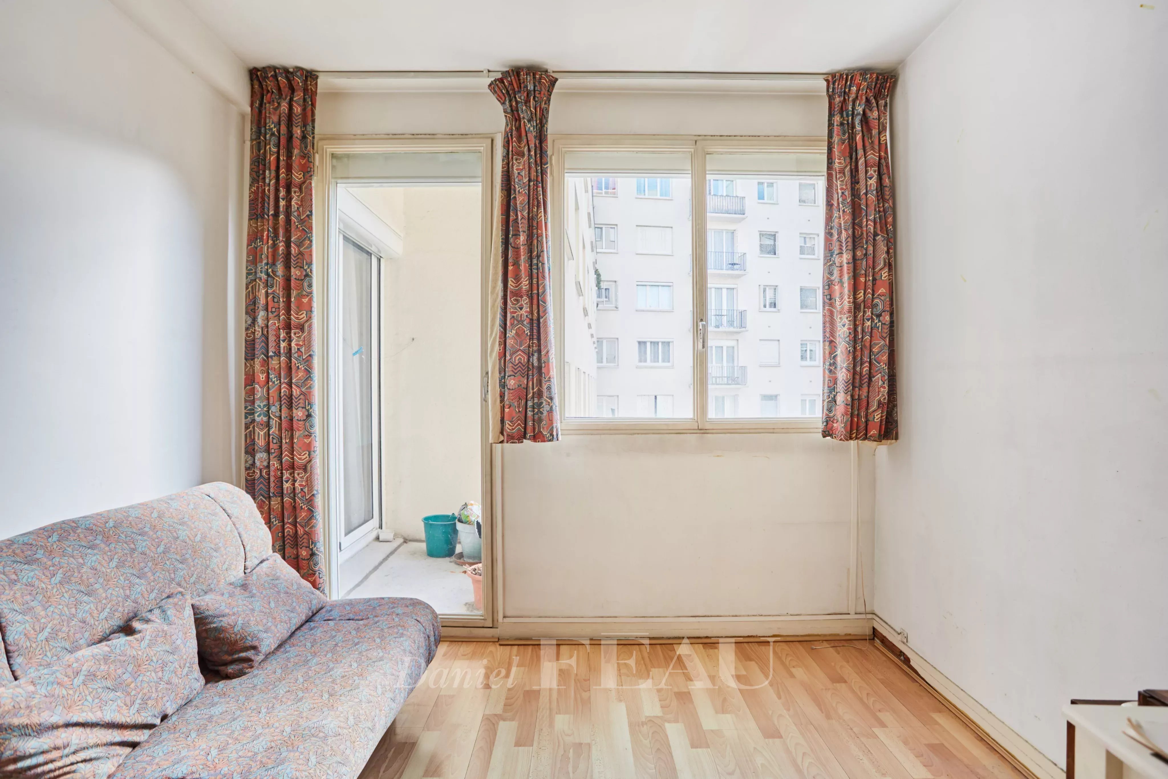 Sale Apartment Paris 15th