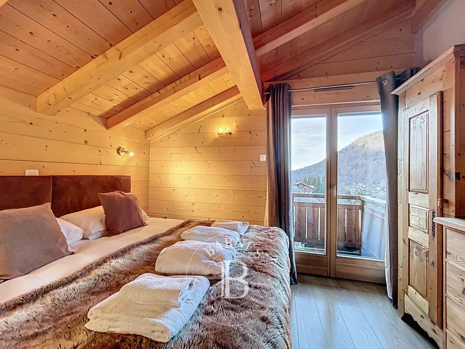Photo of Morzine – Contemporary Chalet – 230 sqm – 7 Bedrooms – Mountain Views