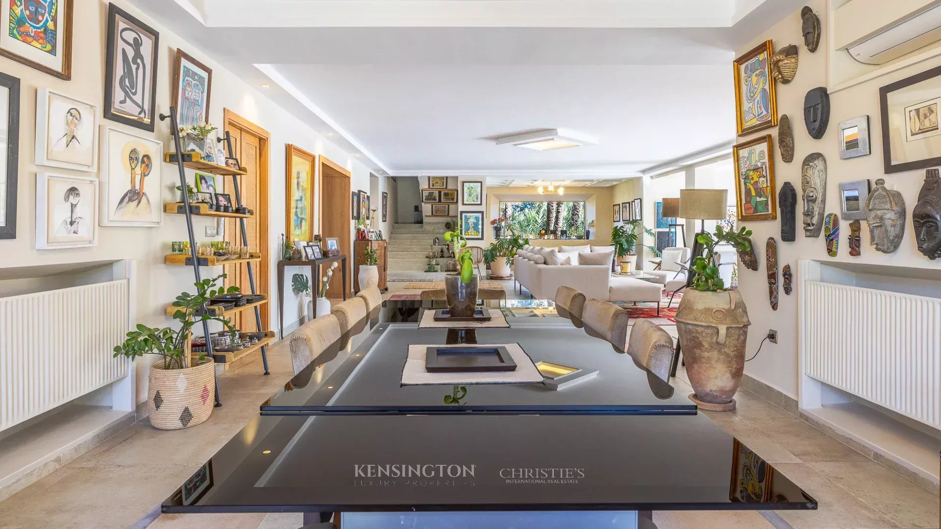 5 Bedroom Villa/Townhouse's Image 7