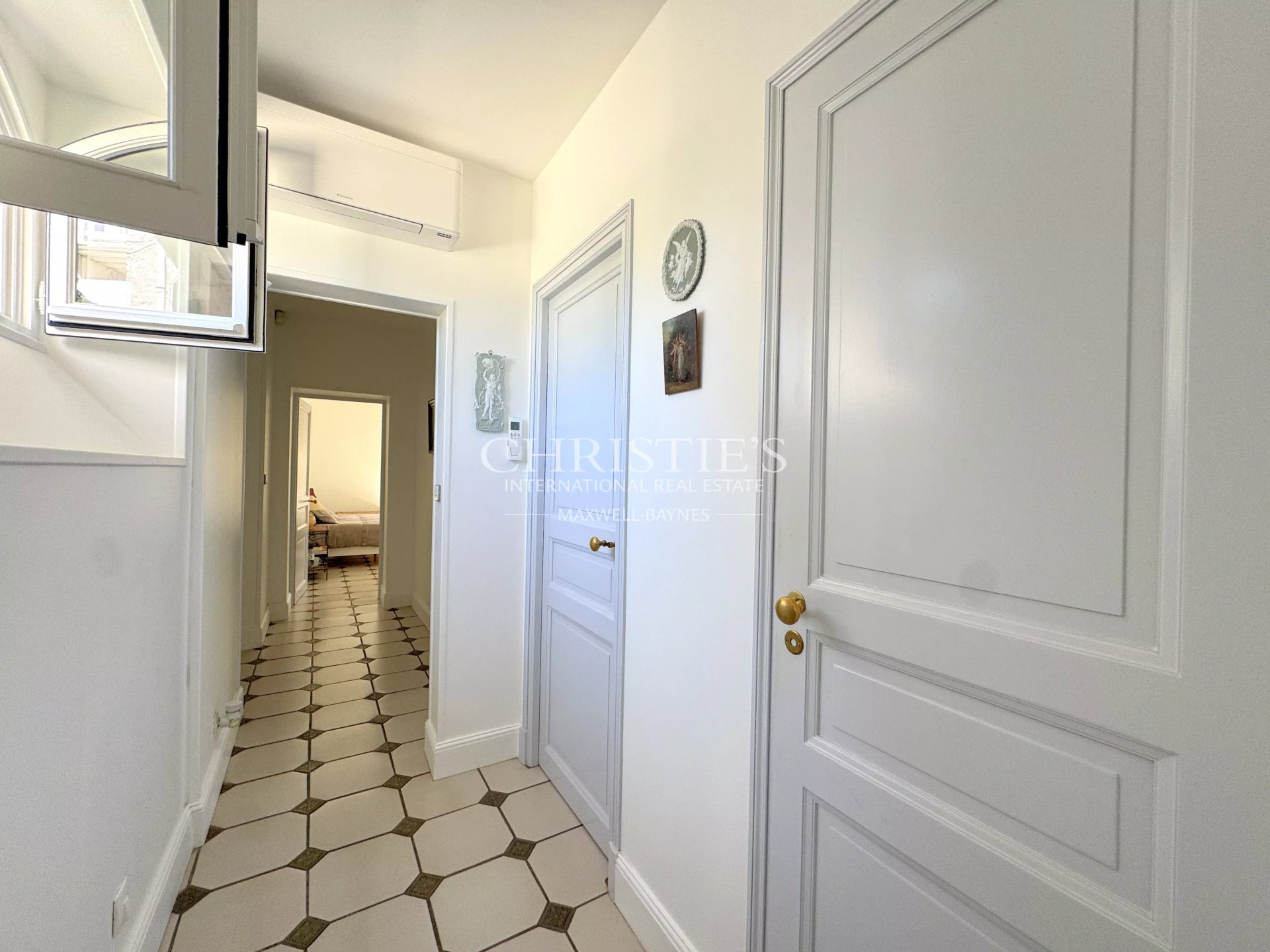 4 Bedroom Villa/Townhouse's Image 11