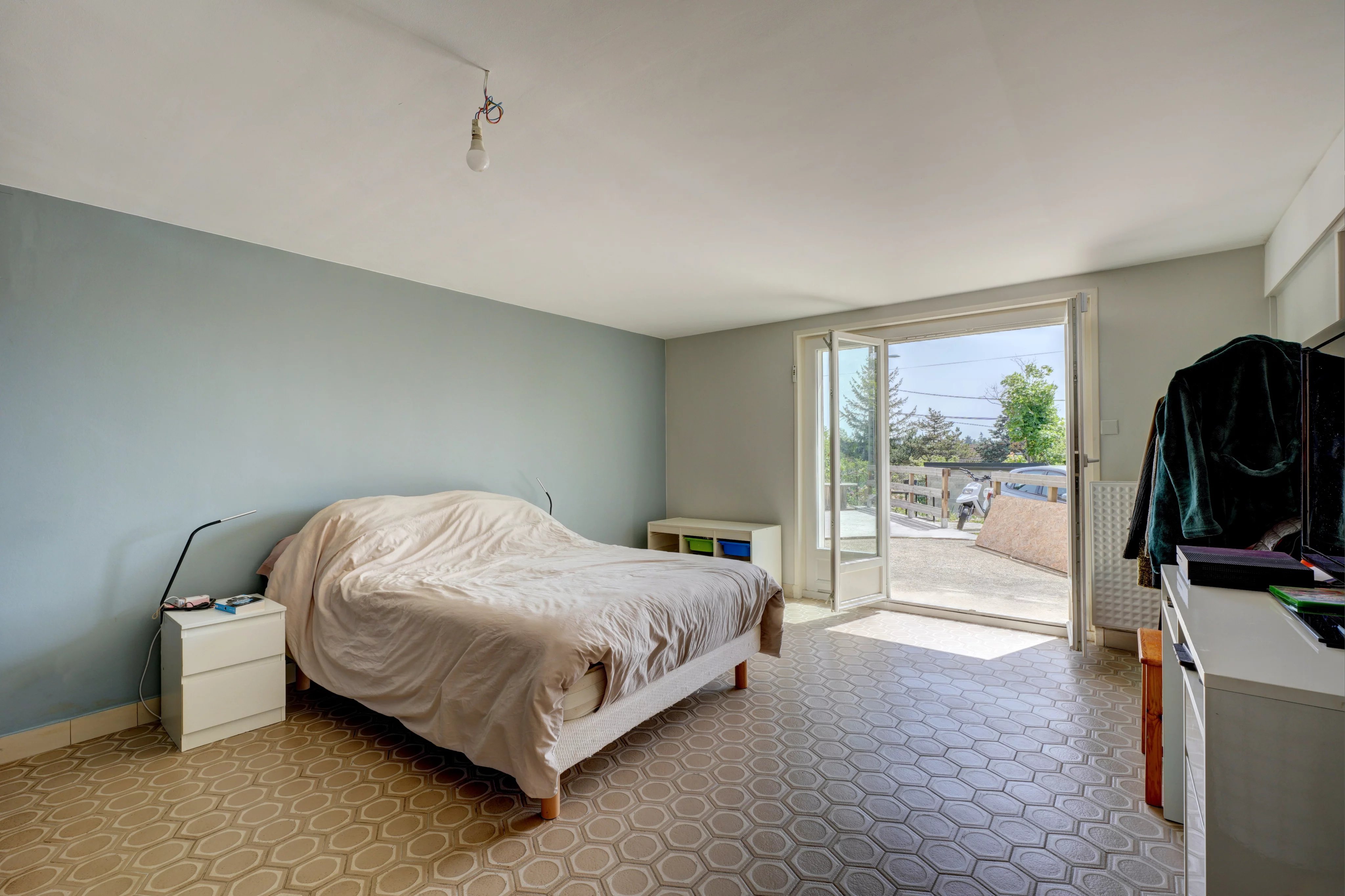 Maison avec piscine - St Genis les Ollières — photo 7