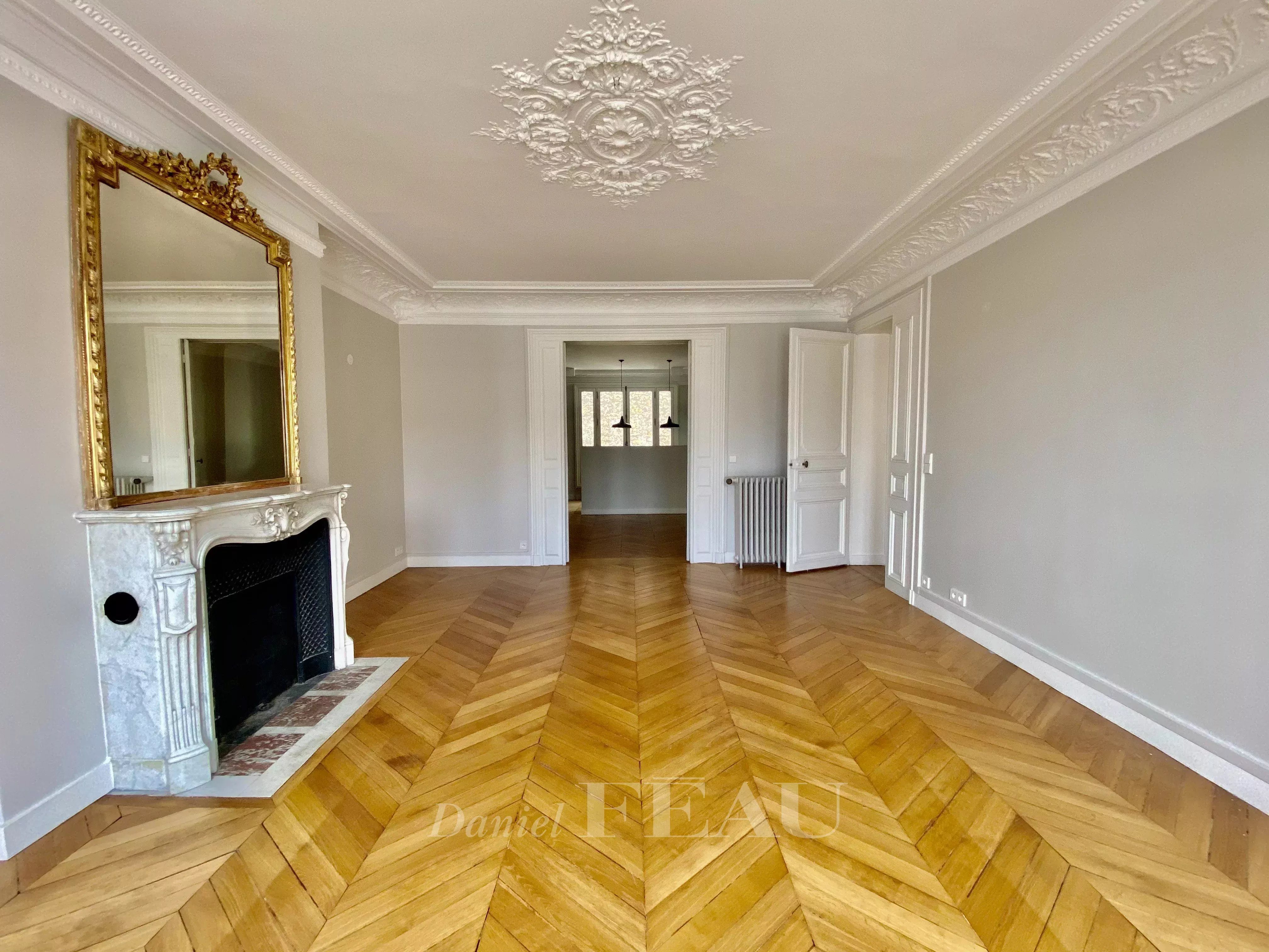 Rental Apartment Paris 17th