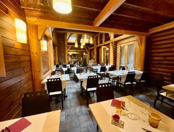 The tourist residence for sale by Lake Varese - picture 9 title=