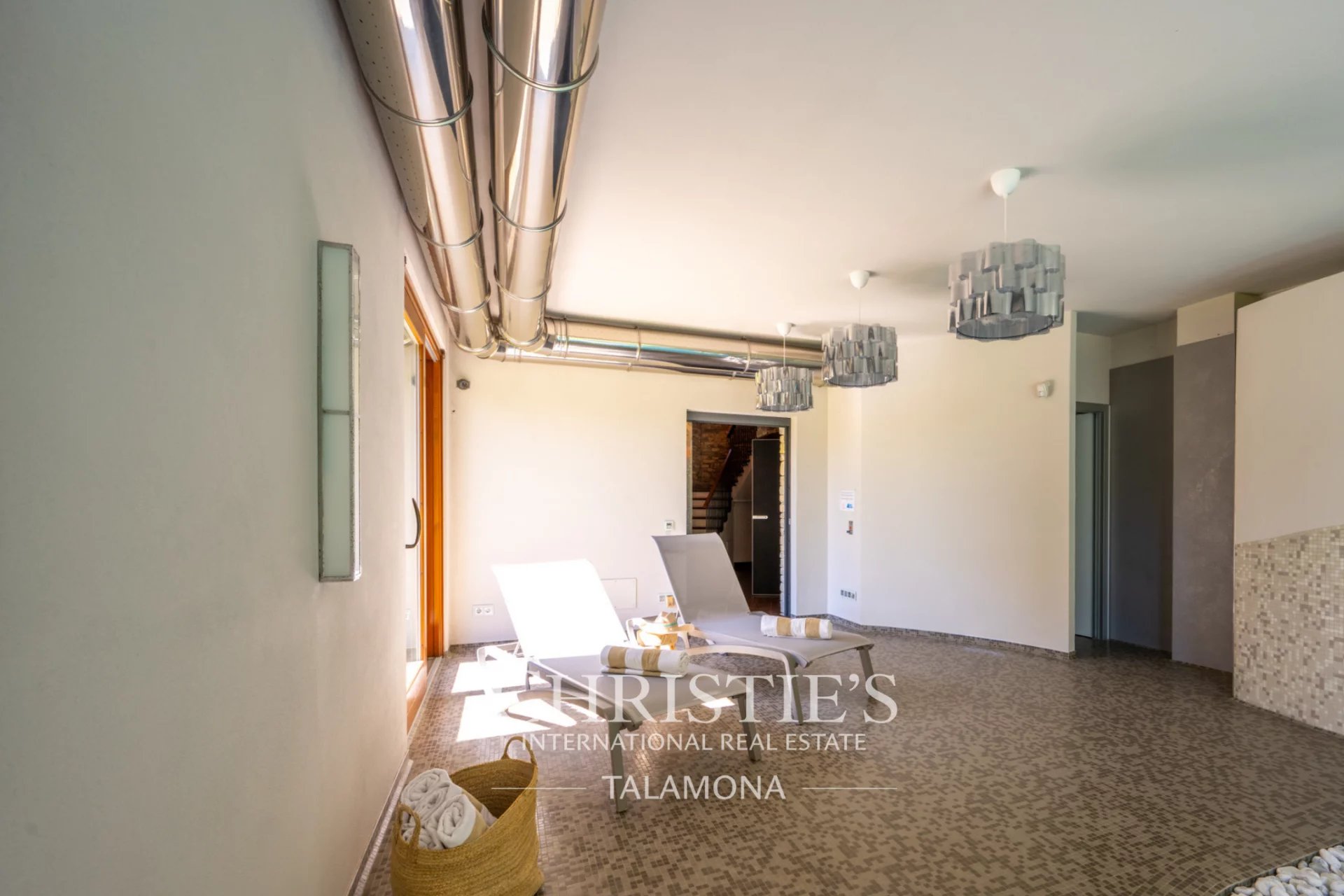 Villa/Townhouse's Image 13
