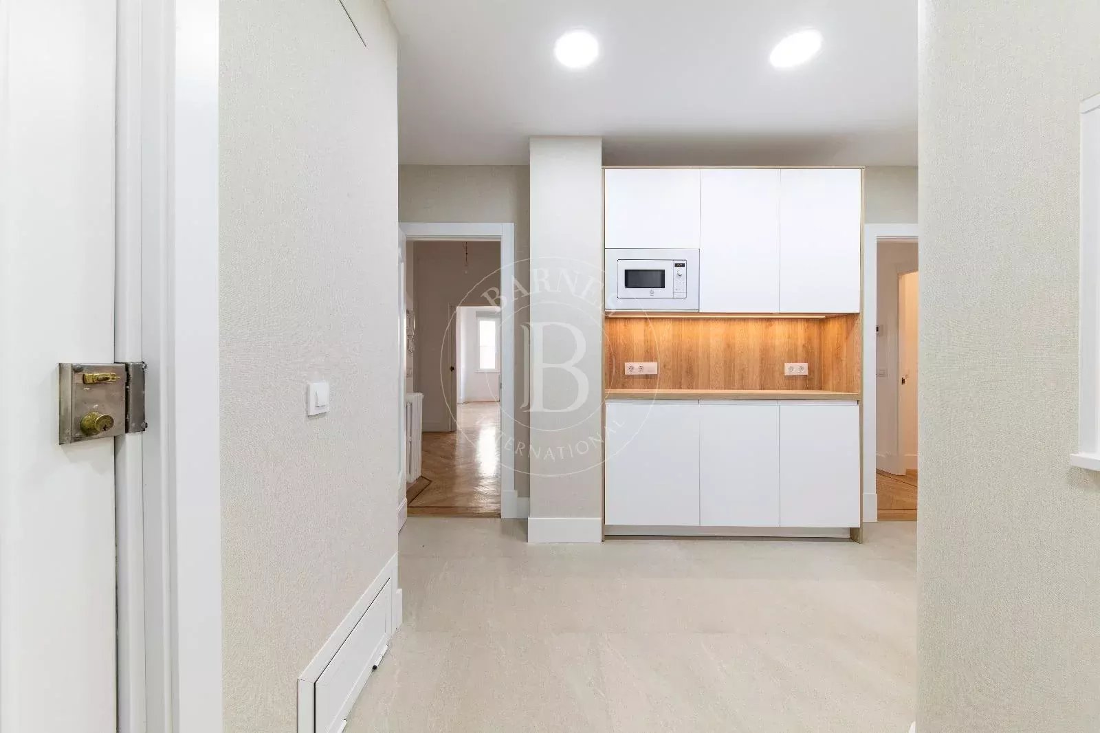 Daire Madrid - picture 12