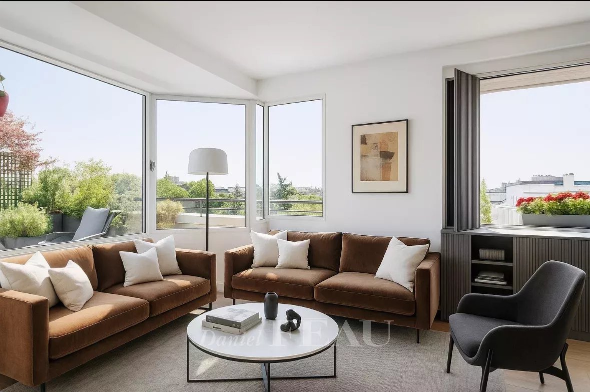 Neuilly-sur-Seine – A 2/3 bed apartment with a terrace