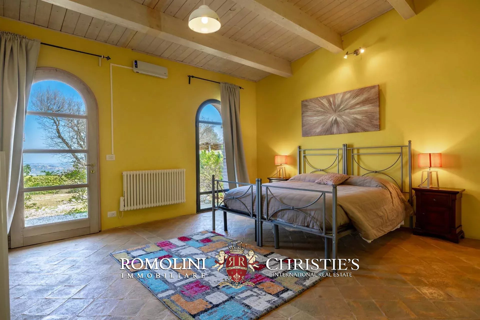 LUXUSANLAGE MIT 19 WOHNUNGEN IN DER TOSKANA, VAL D'ORCIA
