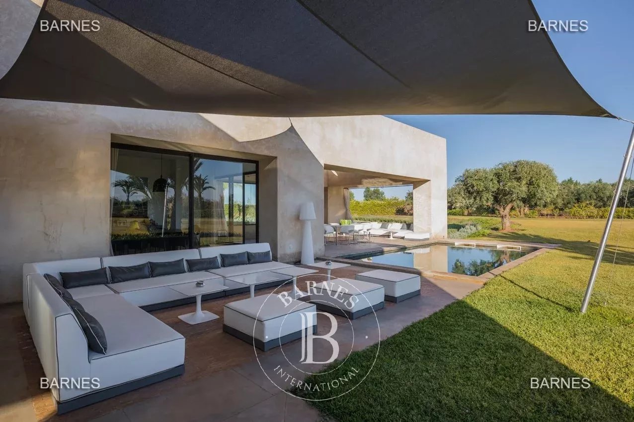 Stunning contemporary villa on a 3-hectare park, 30 minutes away from Marrakech. - picture 6