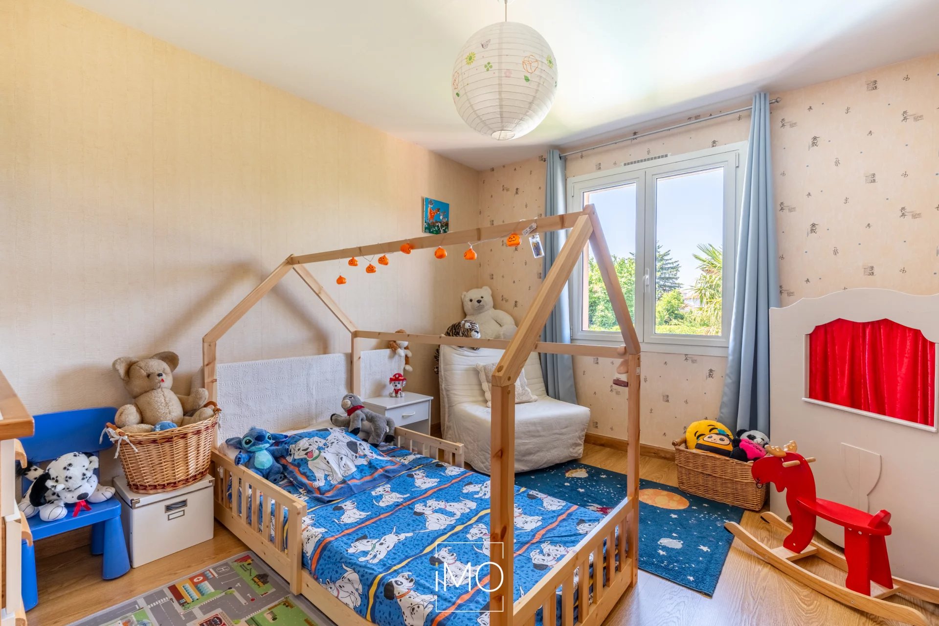 Maison de 174 m² avec garage et piscine - Chasselay 69380