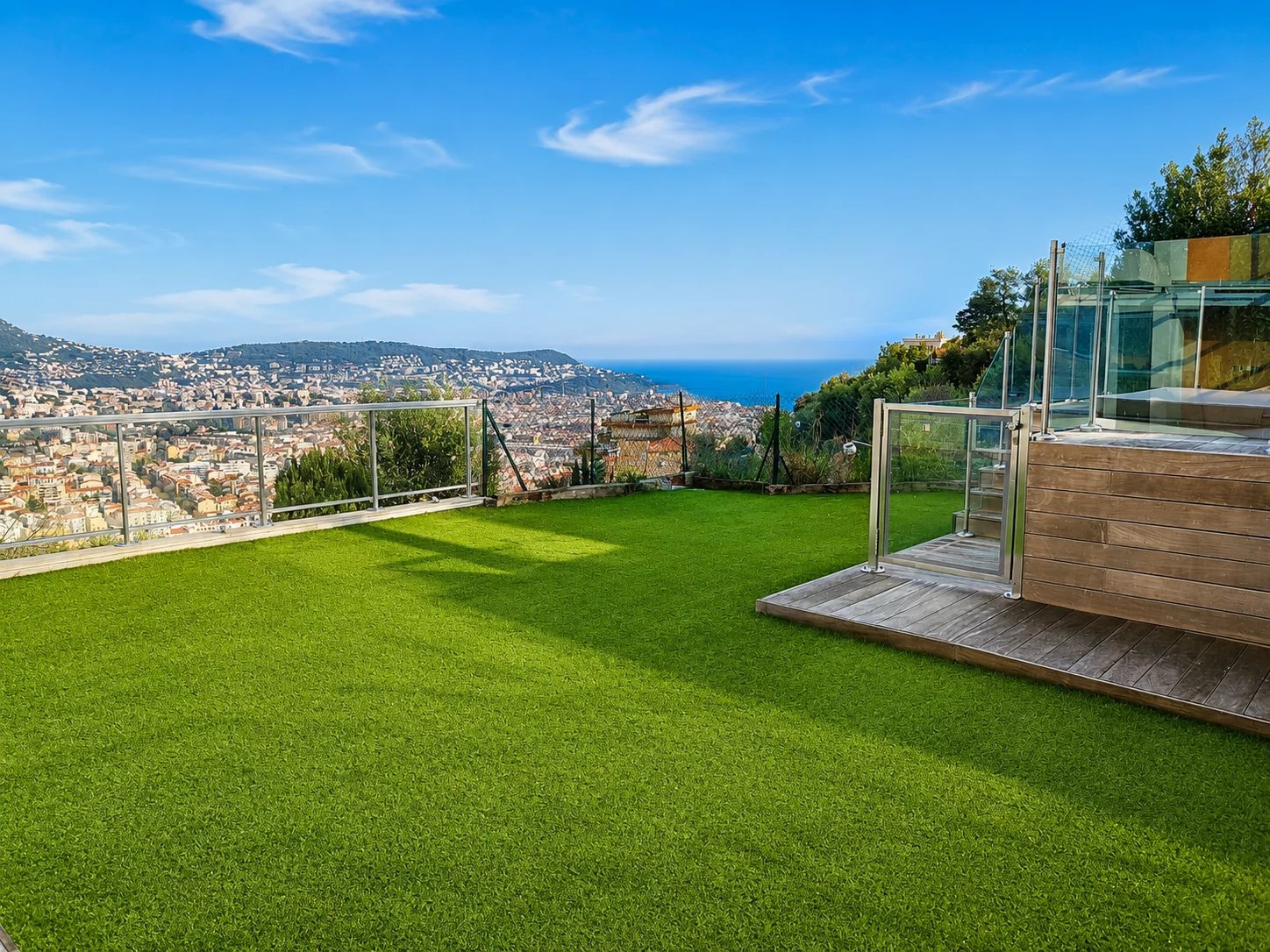 NICE – VUE PANORAMIQUE - MER - PISCINE - GARAGE — photo 3