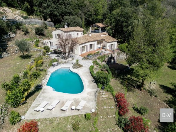 Exceptional villa entirely renovated Tourrettes sur Loup — photo 2