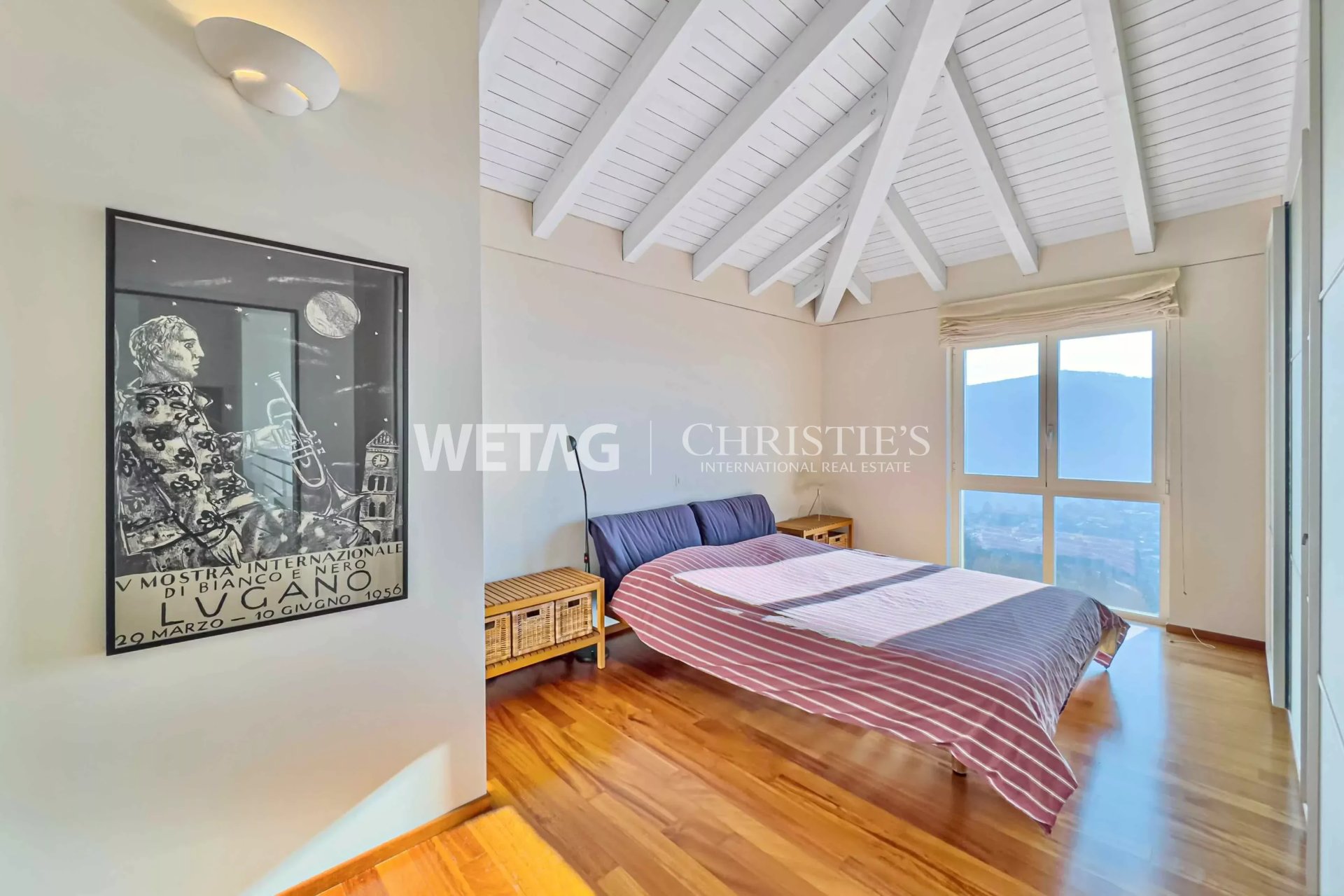 5 Bedroom Villa/Townhouse's Image 3