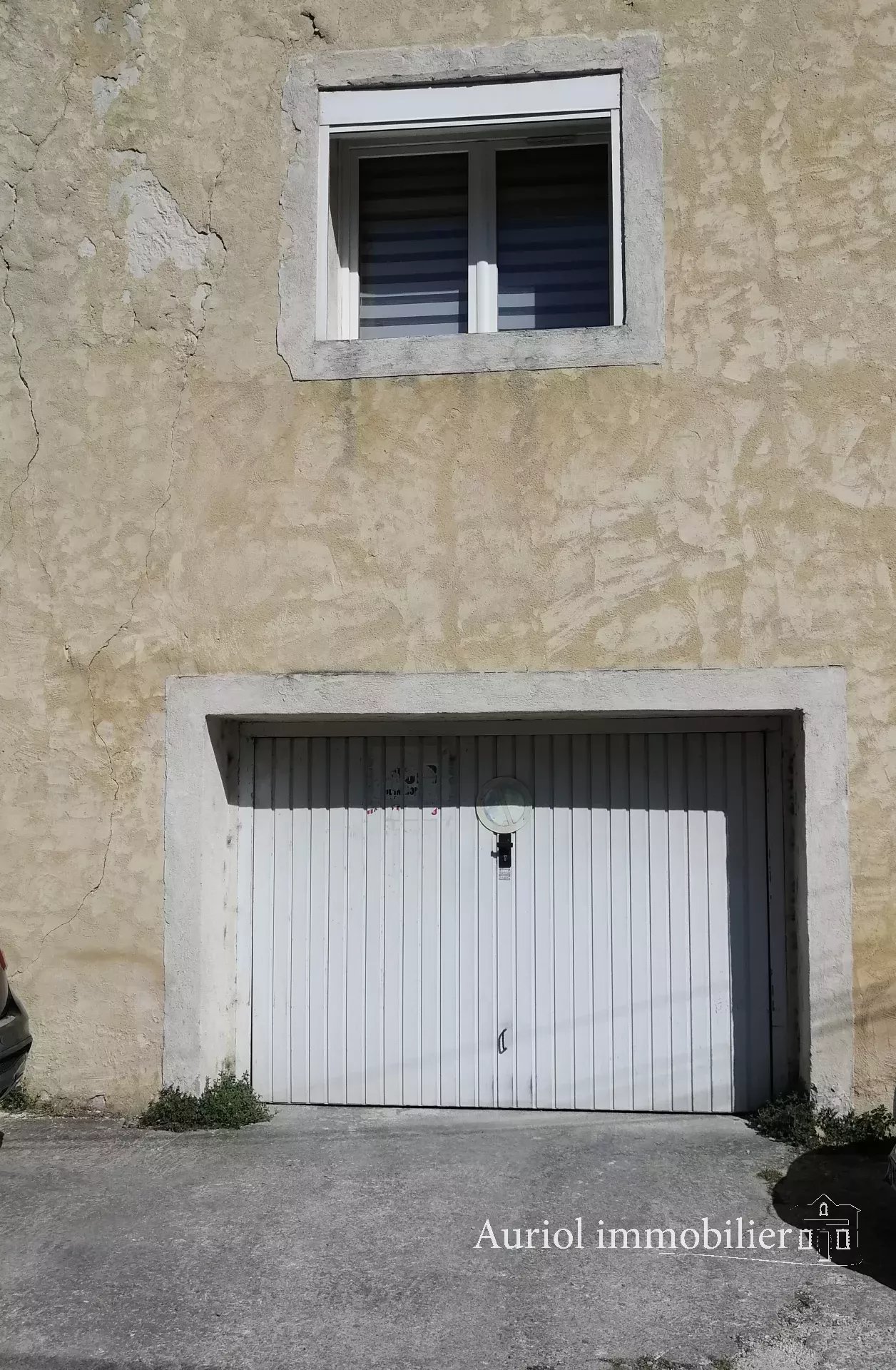 Location Parking Auriol