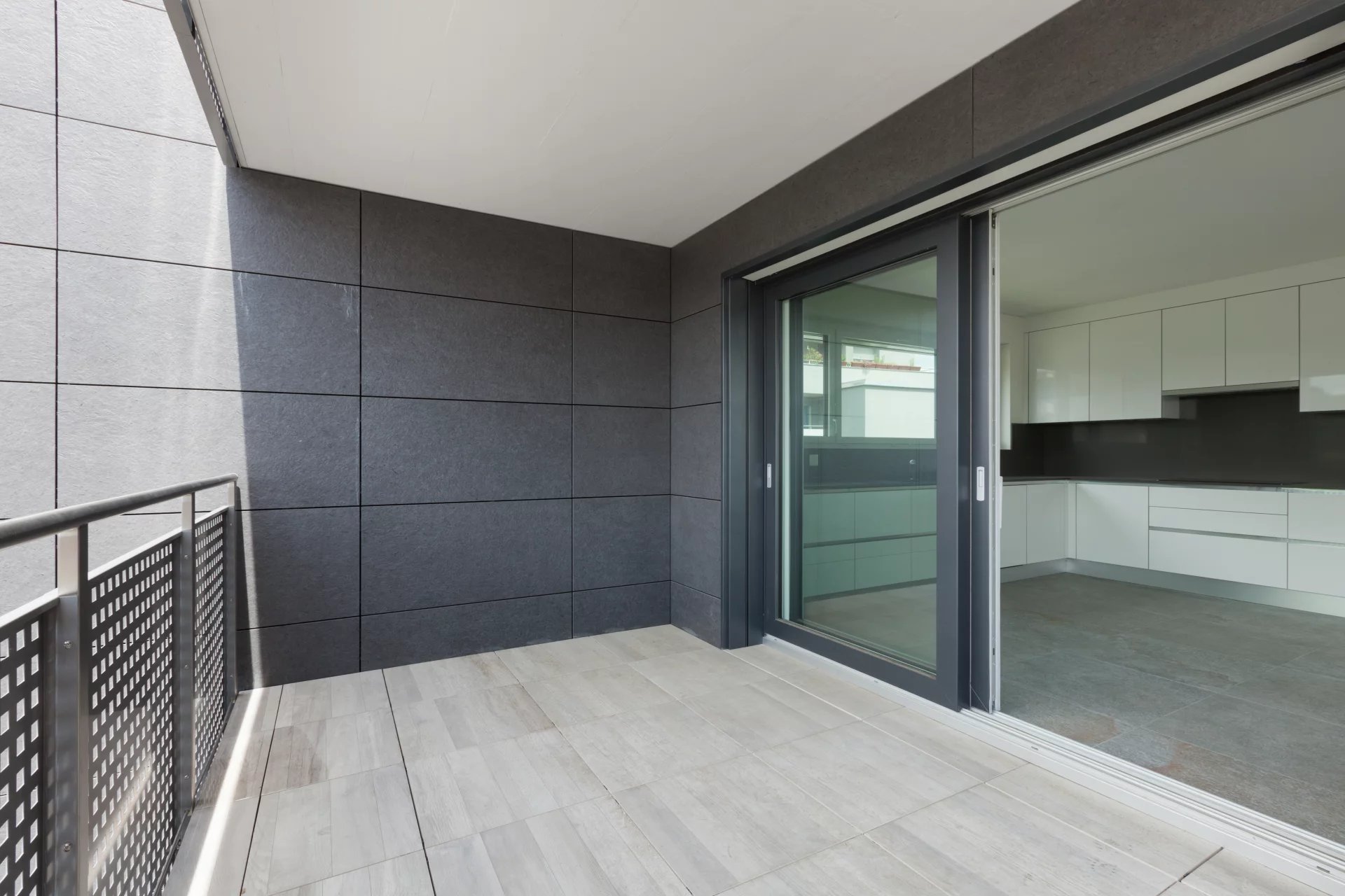 BEAU T3 AVEC BALCON PROCHE TRANSPORT