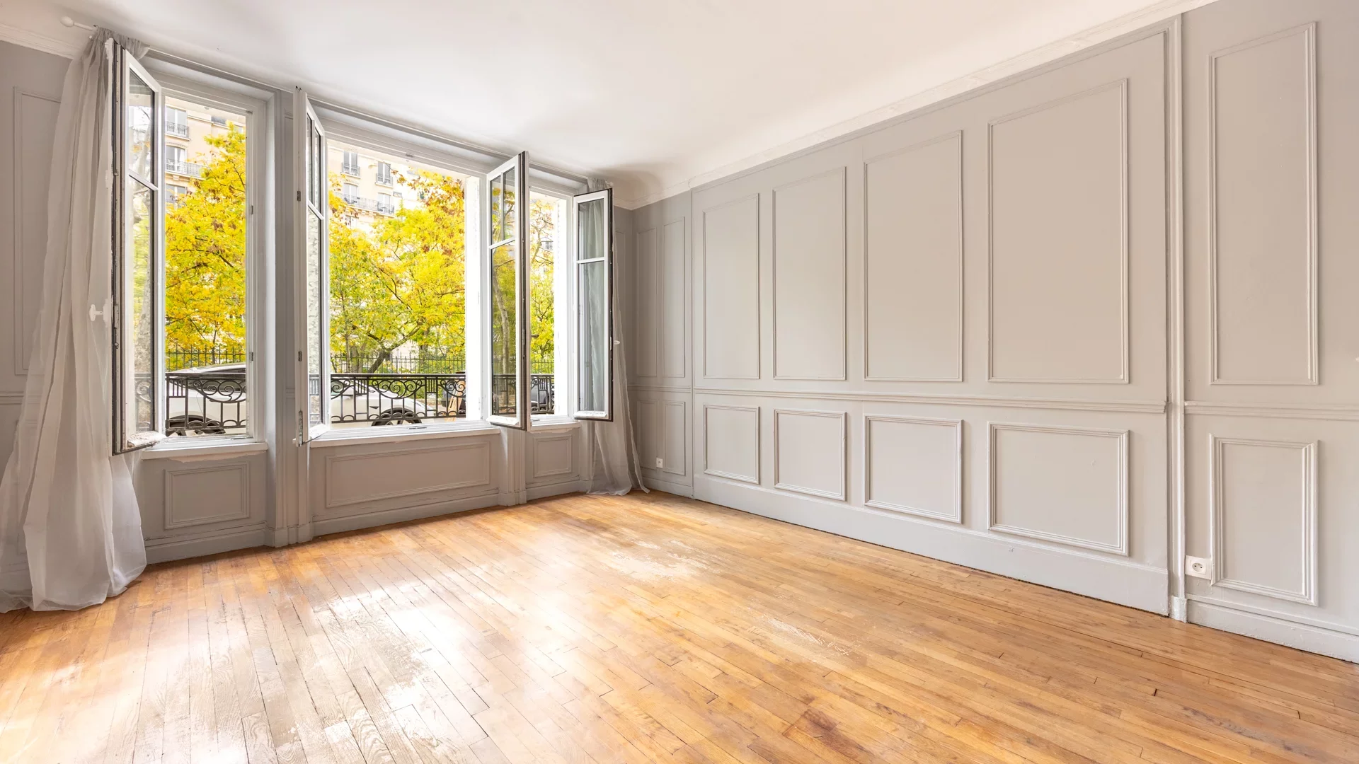 Paris 17e - PEREIRE / PONT CARDINET