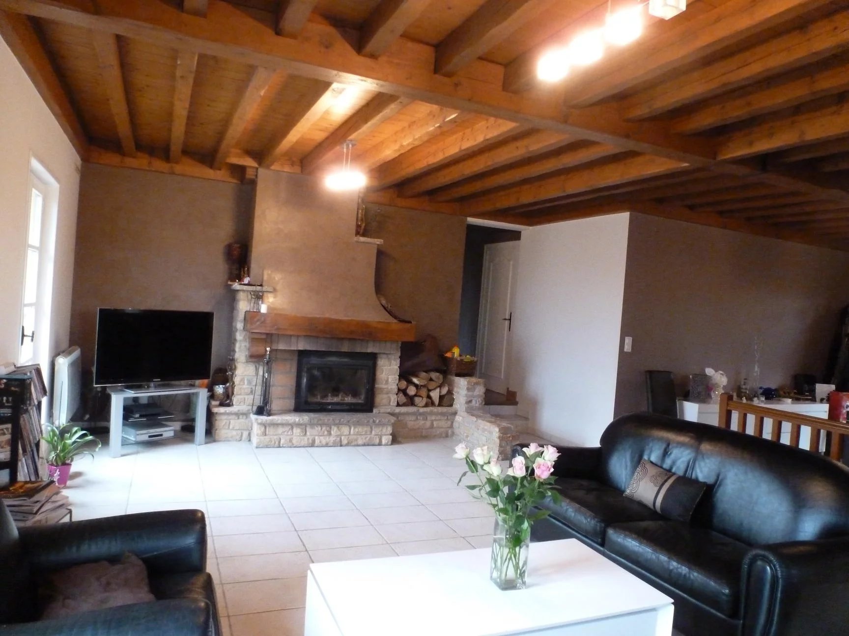 DARDILLY CENTRE 5 CHAMBRES PISCINE