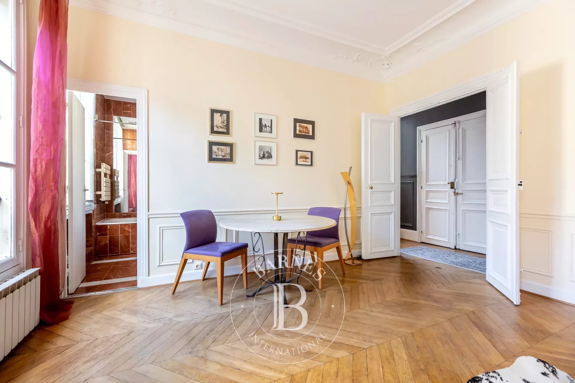 Daire Paris 8ème - picture 5