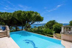 Luxury villa in an exclusive setting in Sainte-Maxime — photo 2 of 7