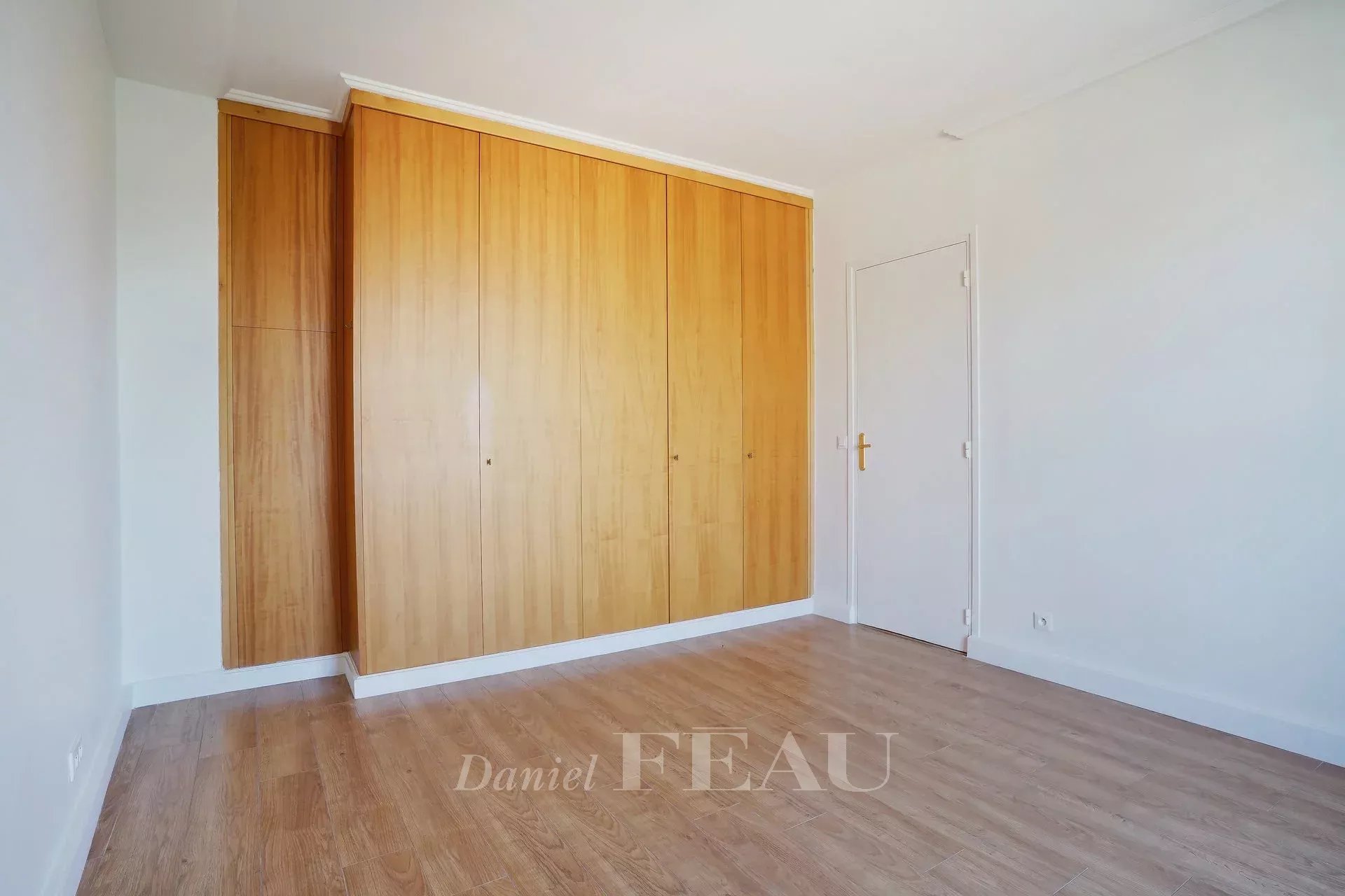 Rental Apartment Paris 16th