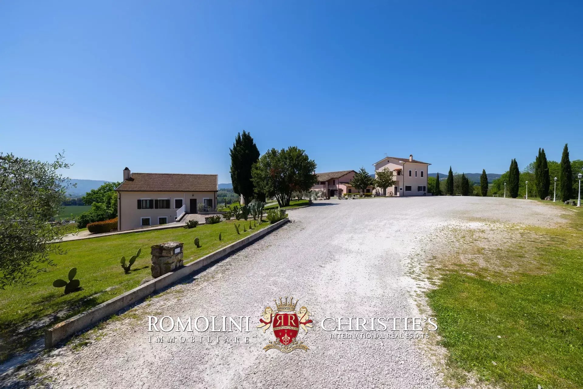 35 Bedroom Villa/Townhouse's Image 27