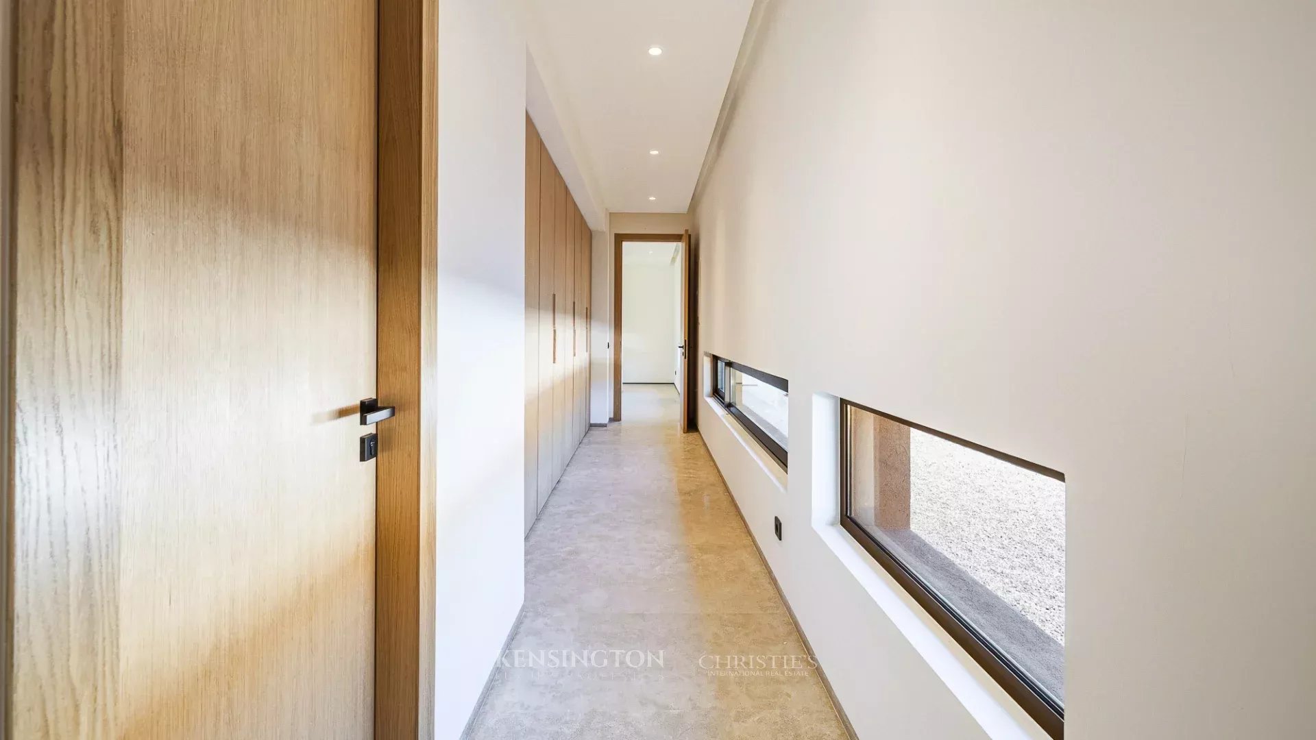 4 Bedroom Villa/Townhouse's Image 30